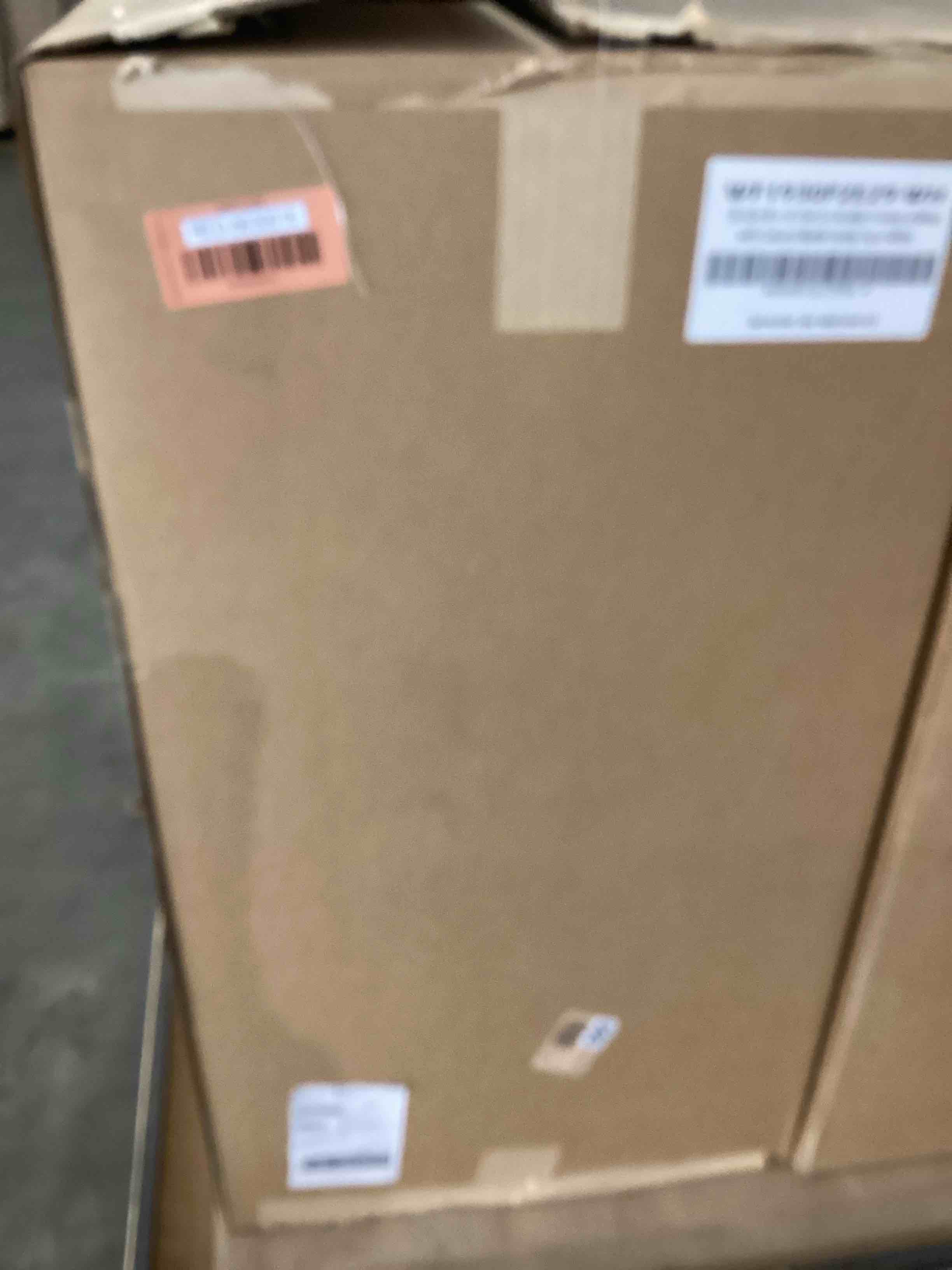 https://s3.amazonaws.com/lotting-images-prod/bidfta/RED5630014_1701100442214.jpeg