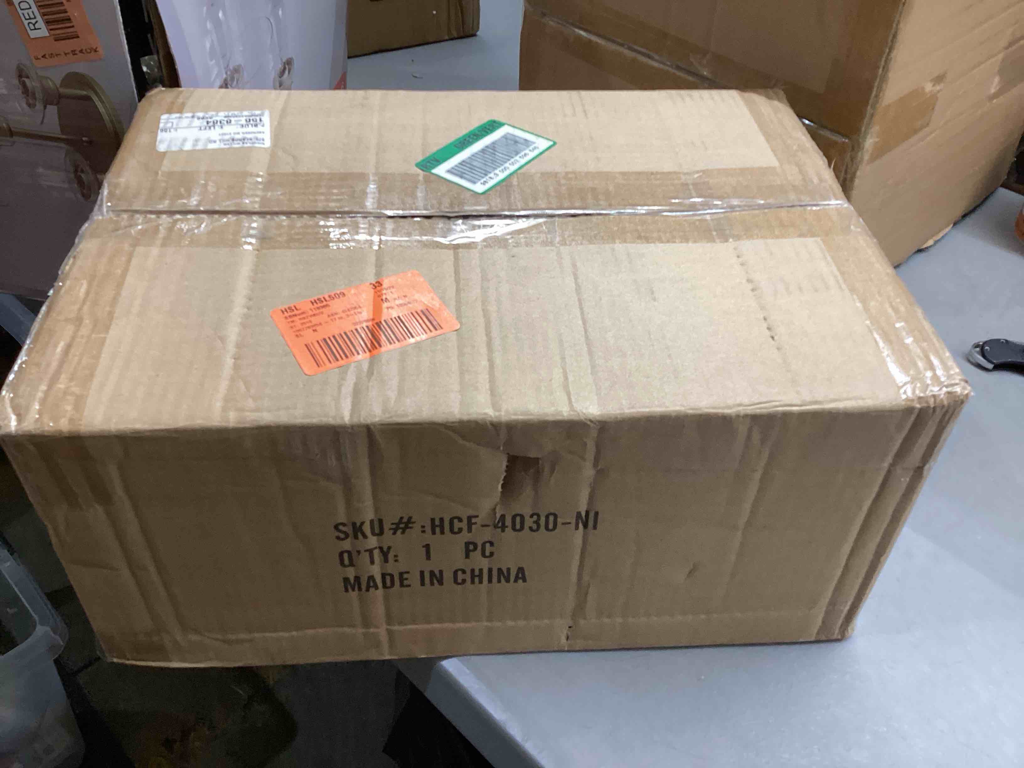 https://s3.amazonaws.com/lotting-images-prod/bidfta/RED5630908_1701881159041.jpeg