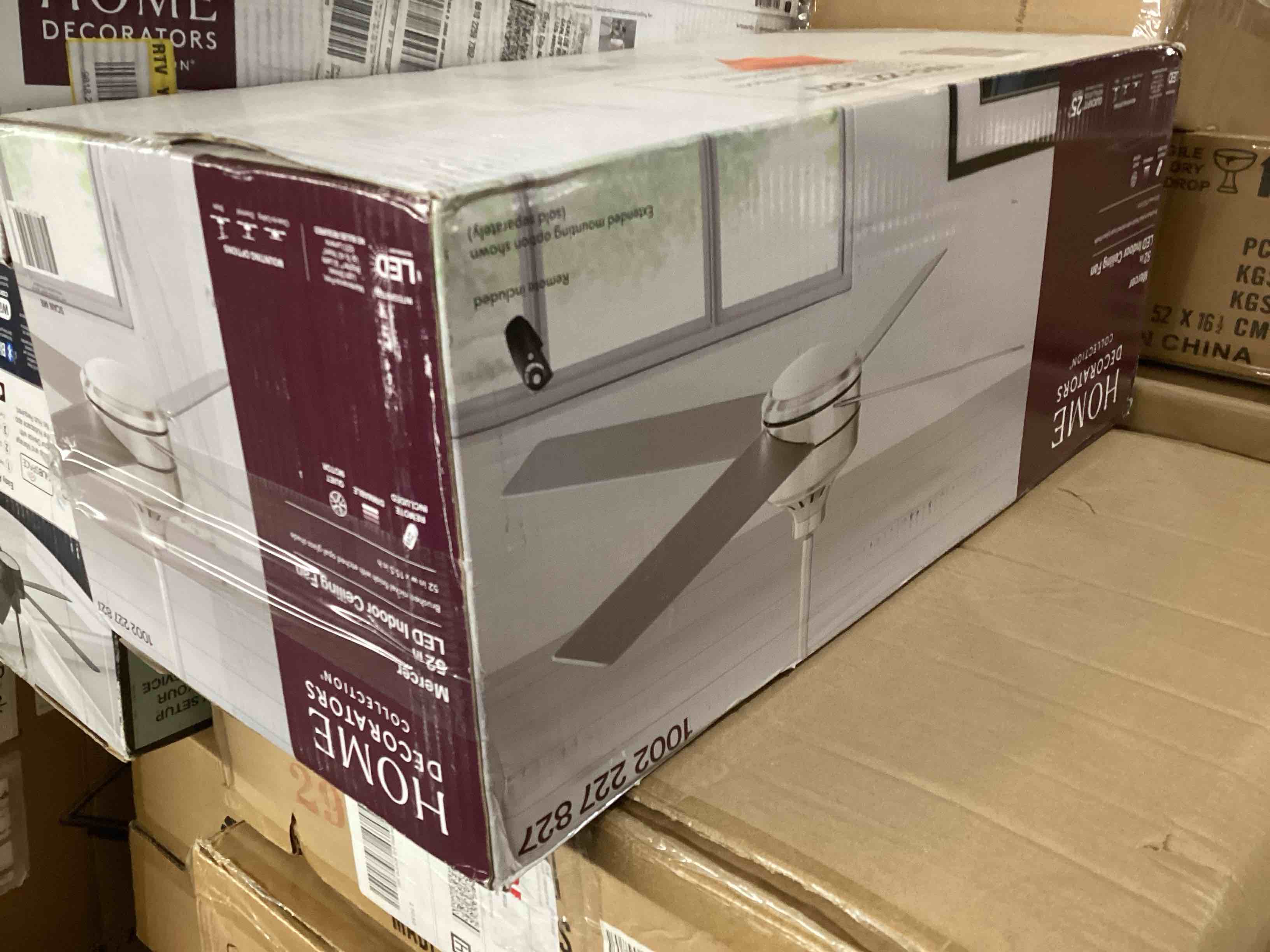 https://s3.amazonaws.com/lotting-images-prod/bidfta/RED5630911_1701885904332.jpeg