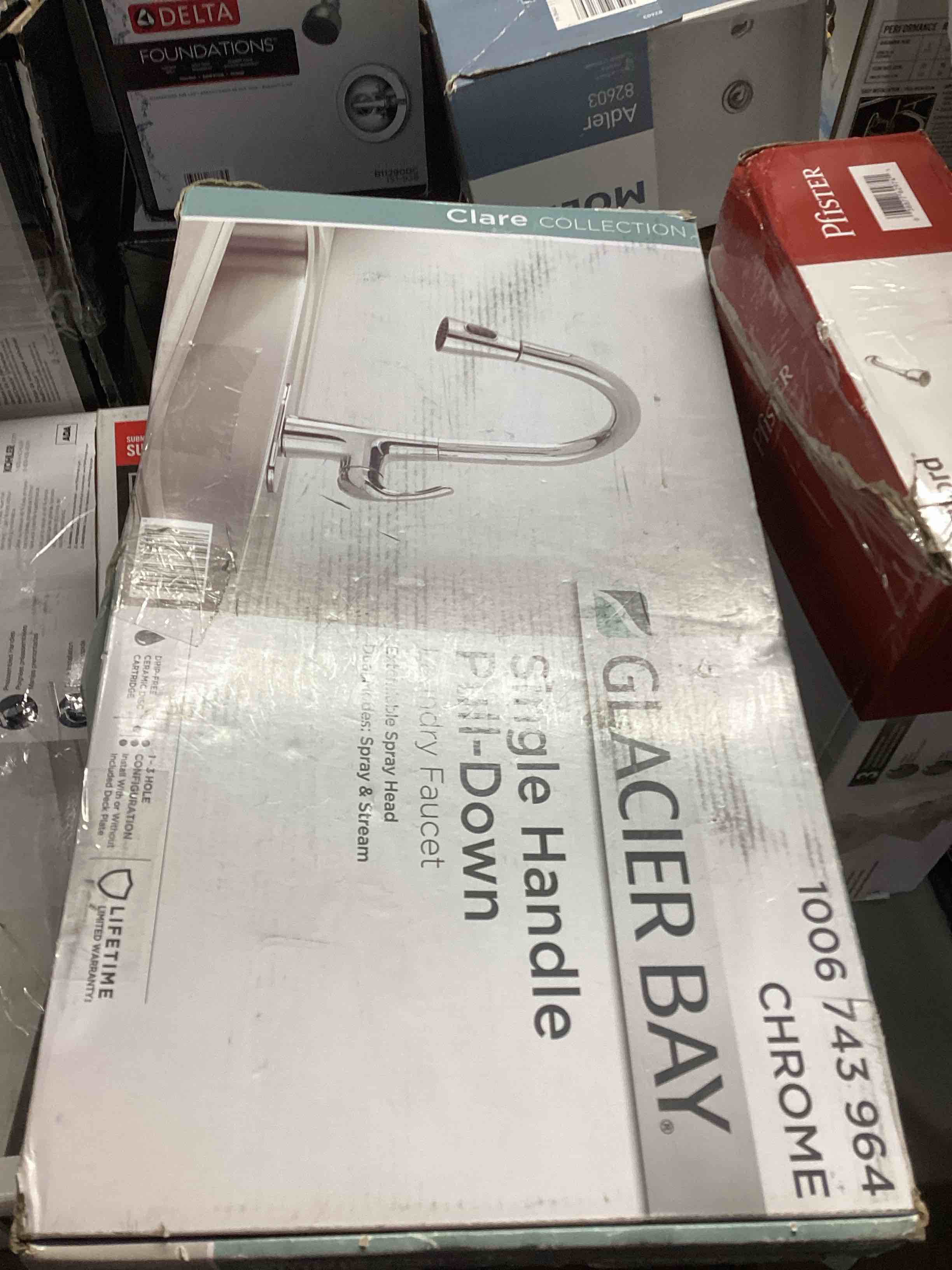 https://s3.amazonaws.com/lotting-images-prod/bidfta/RED5631220_1702477744436.jpeg