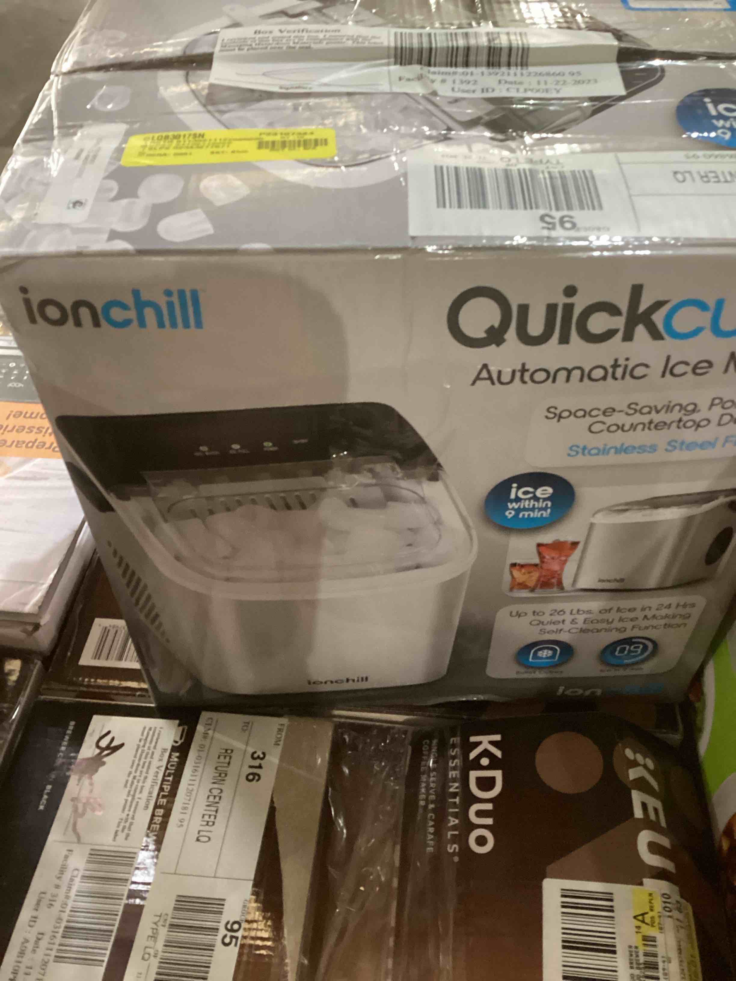 https://s3.amazonaws.com/lotting-images-prod/bidfta/RED5633922_1705501602521.jpeg