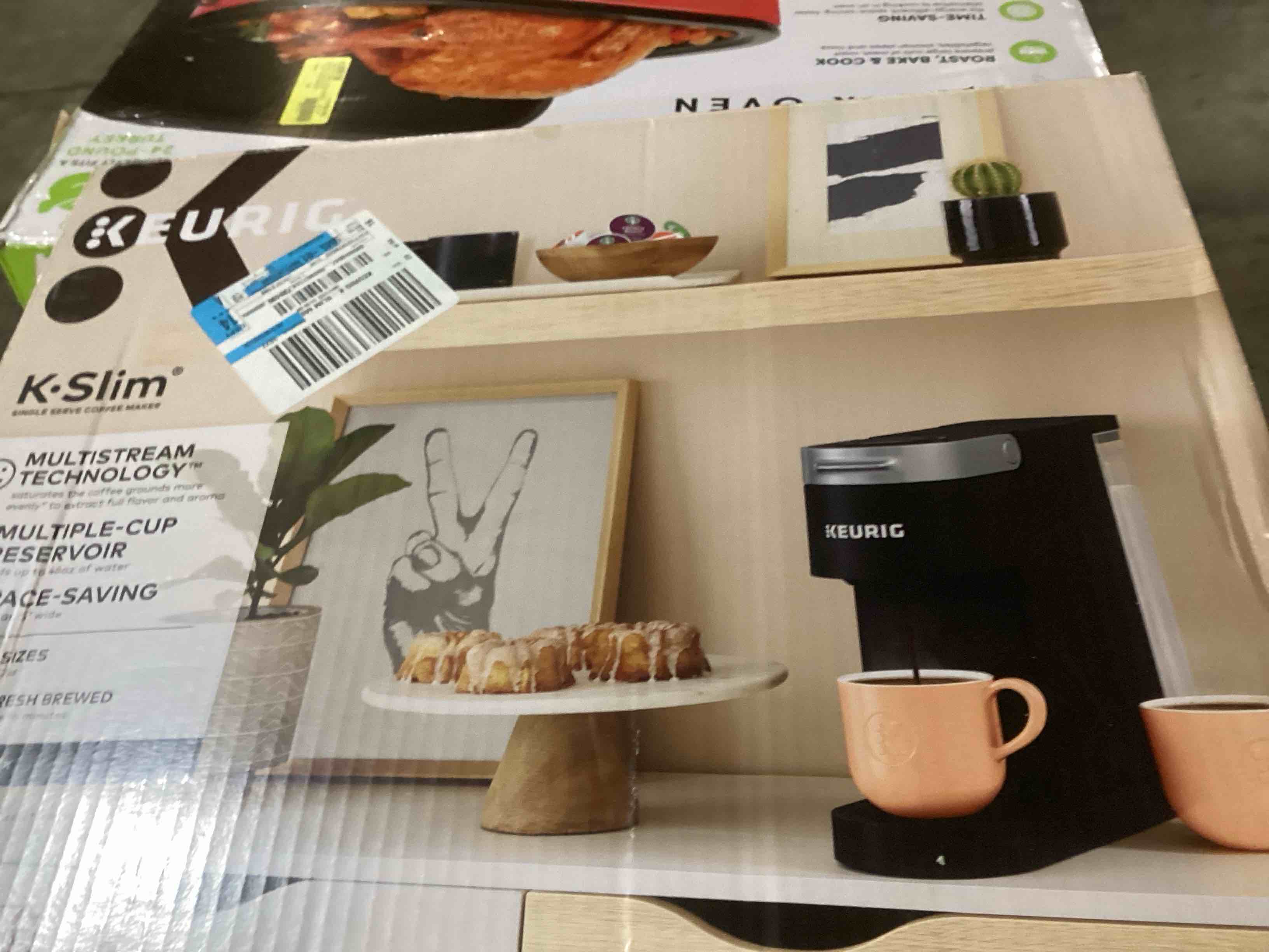 https://s3.amazonaws.com/lotting-images-prod/bidfta/RED5633931_1705501815389.jpeg