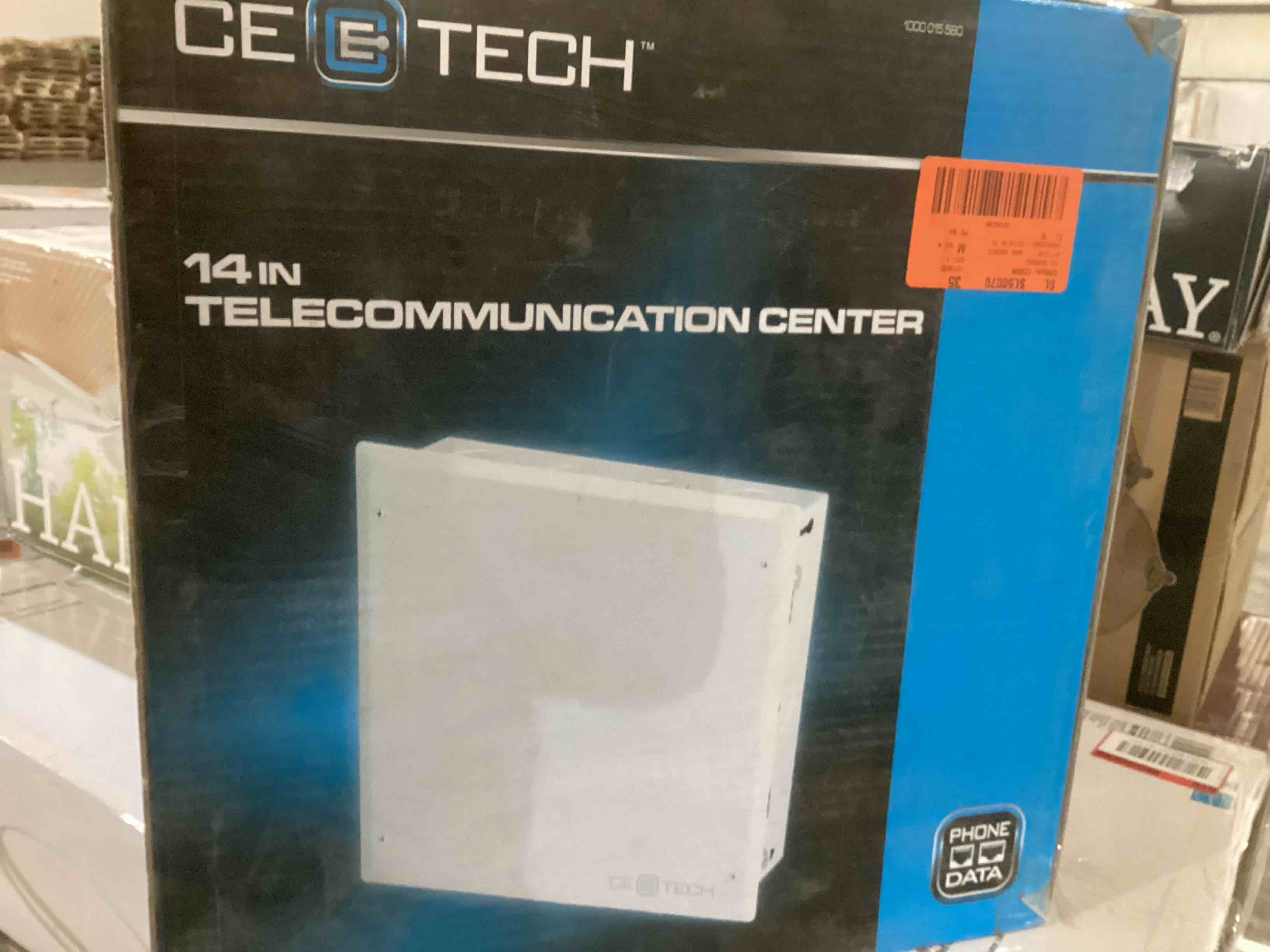 https://s3.amazonaws.com/lotting-images-prod/bidfta/RED5634432_1706032993802.jpeg