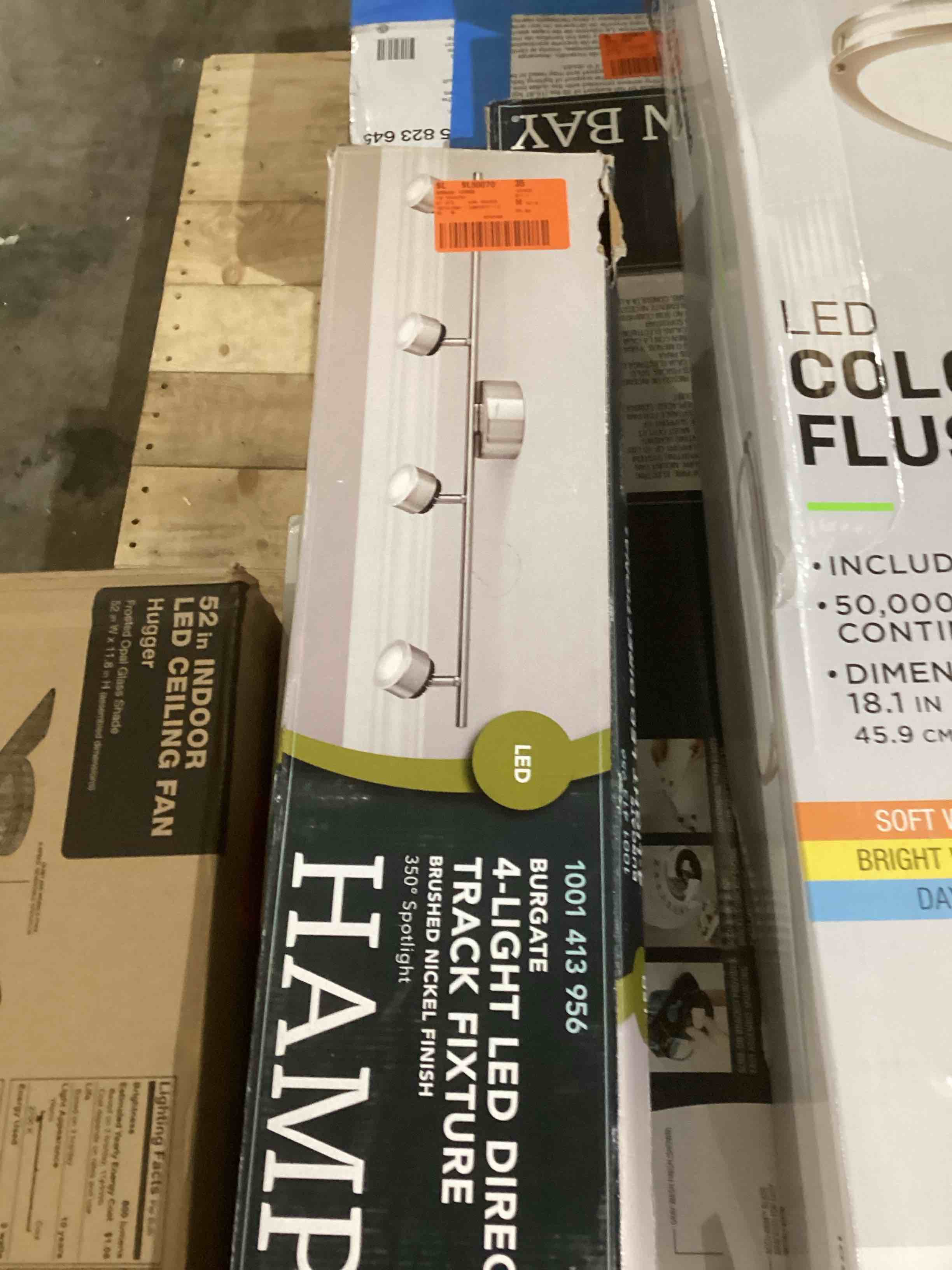 https://s3.amazonaws.com/lotting-images-prod/bidfta/RED5634437_1706033333916.jpeg