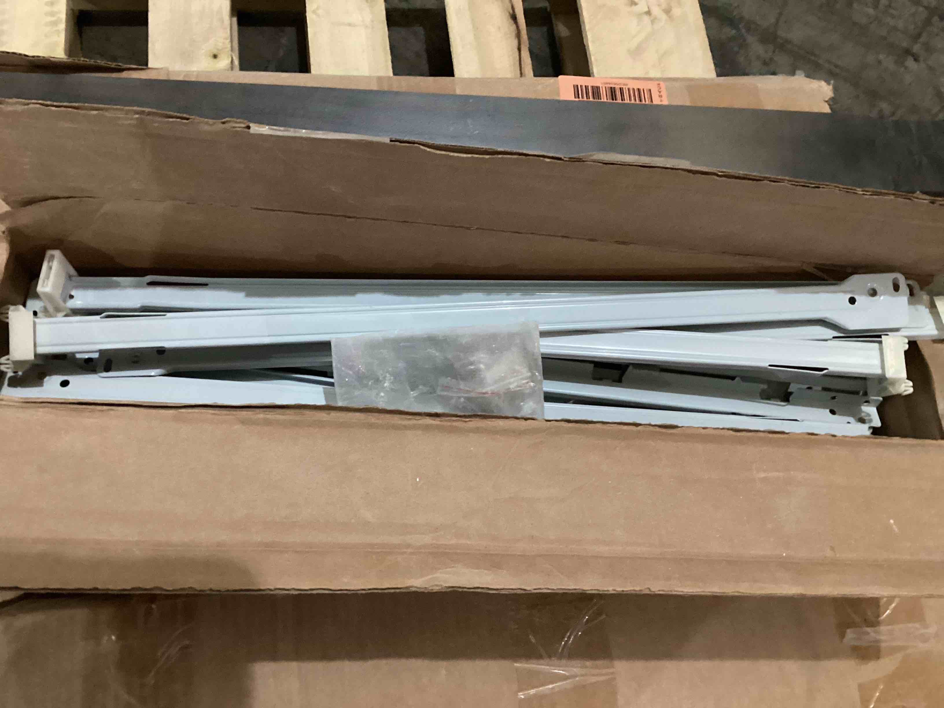 Drawer Slides 24 in.