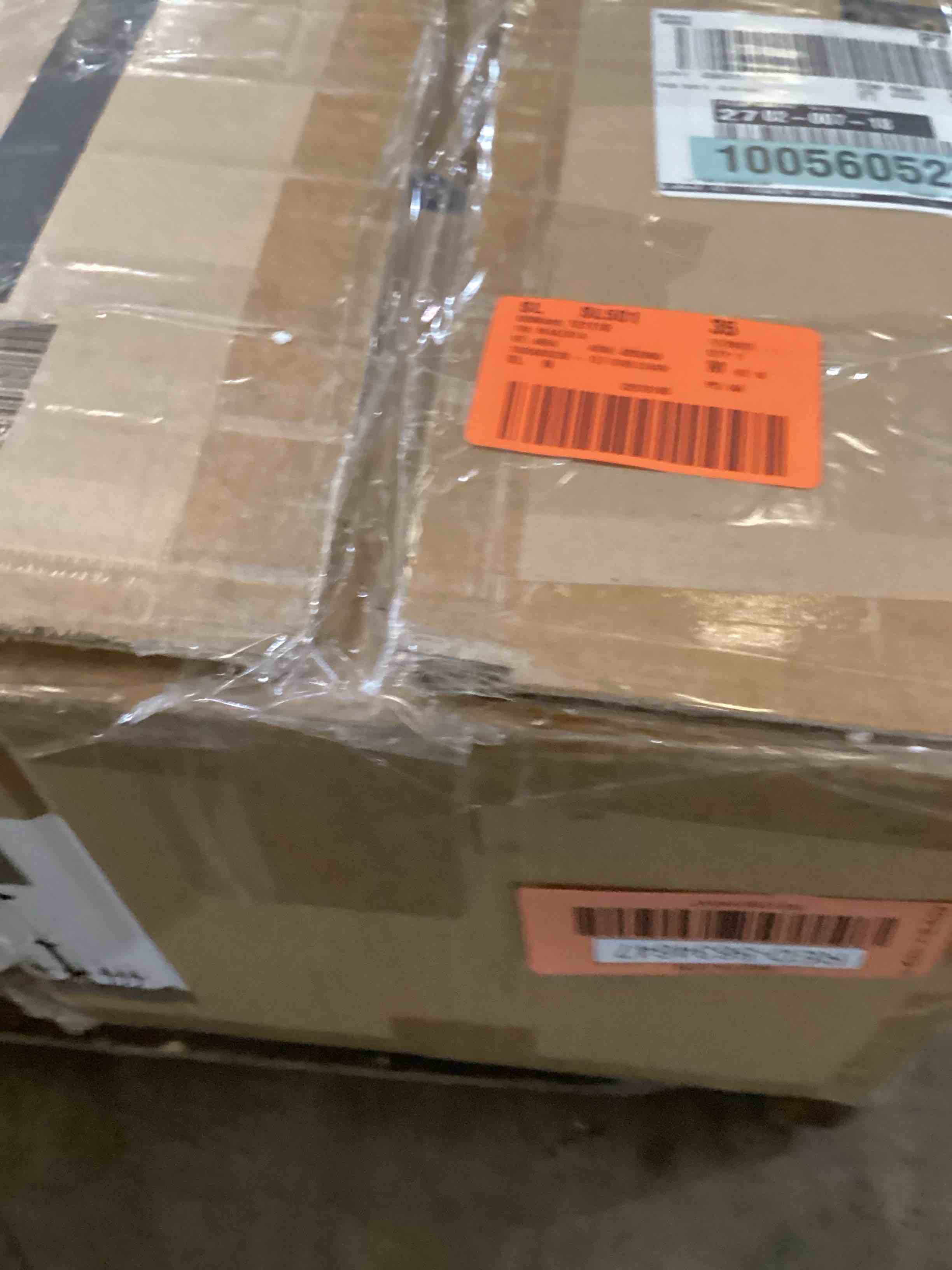 https://s3.amazonaws.com/lotting-images-prod/bidfta/RED5634647_1702497057140.jpeg