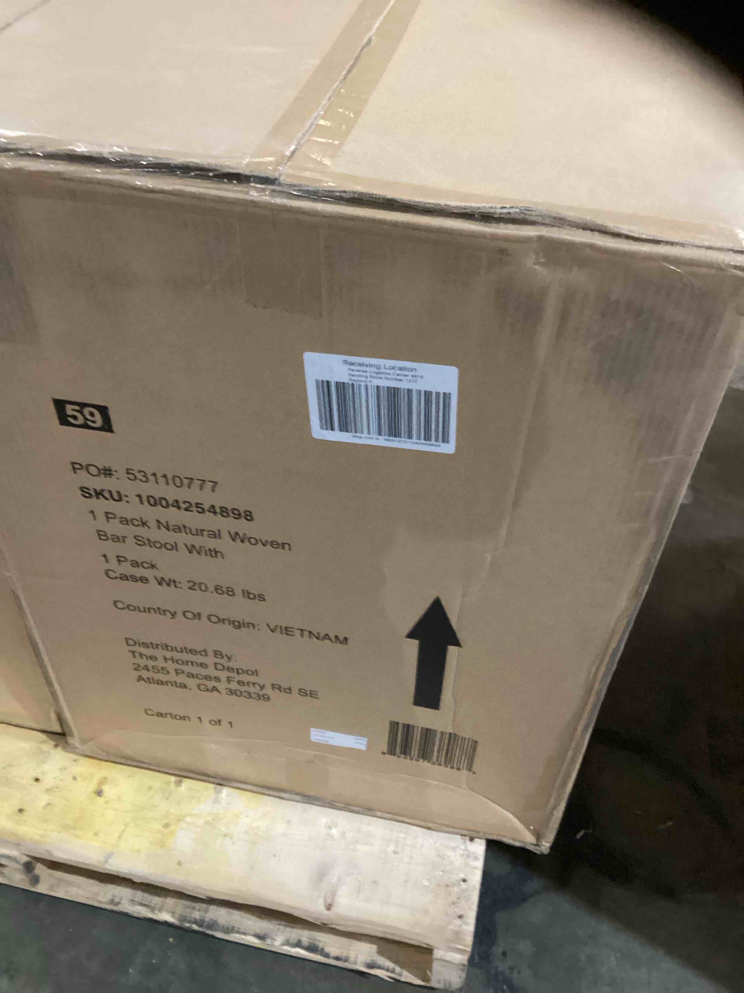https://s3.amazonaws.com/lotting-images-prod/bidfta/RED5635061_1703082304998.jpeg
