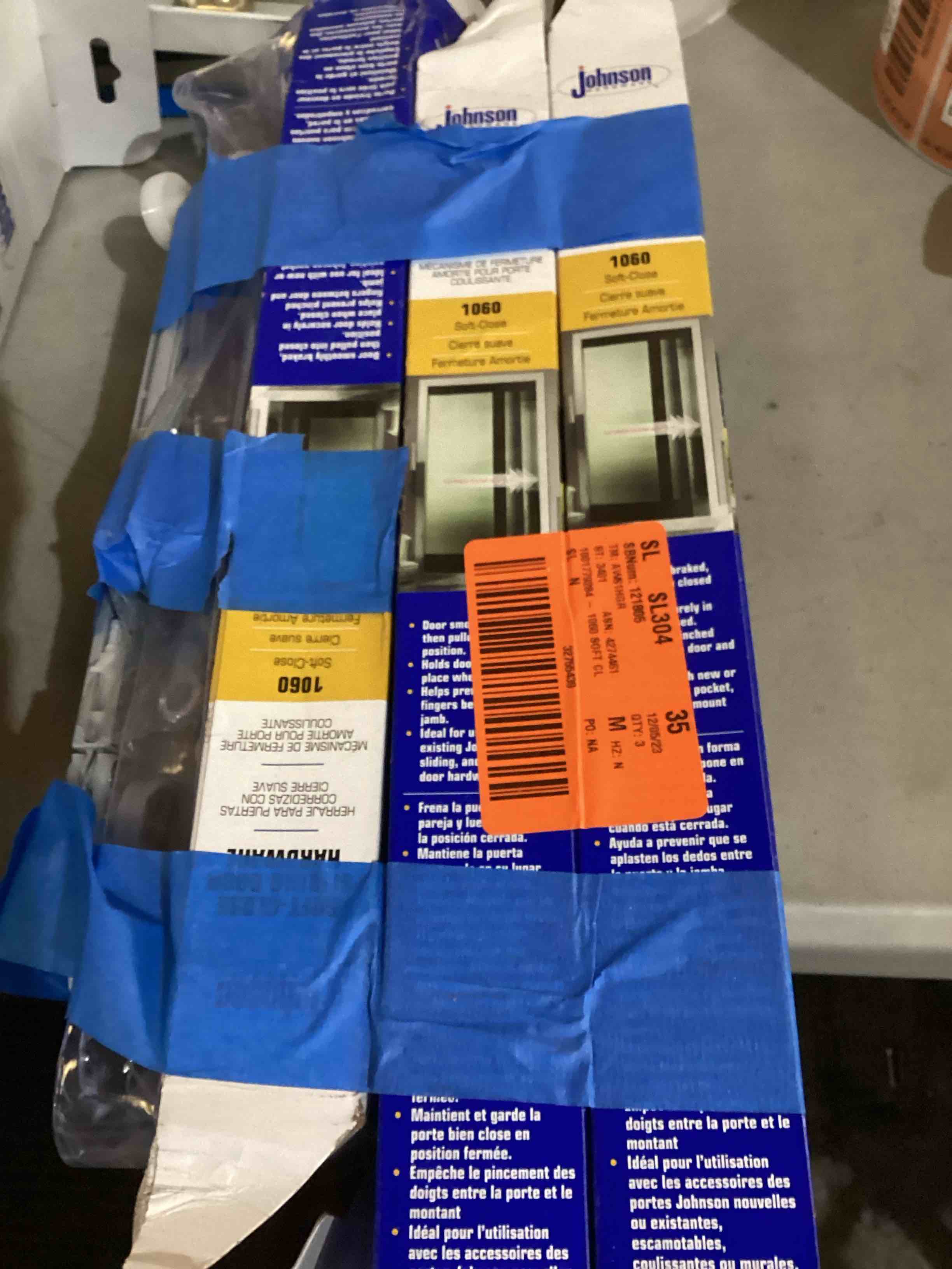 https://s3.amazonaws.com/lotting-images-prod/bidfta/RED5635084_1703088967193.jpeg