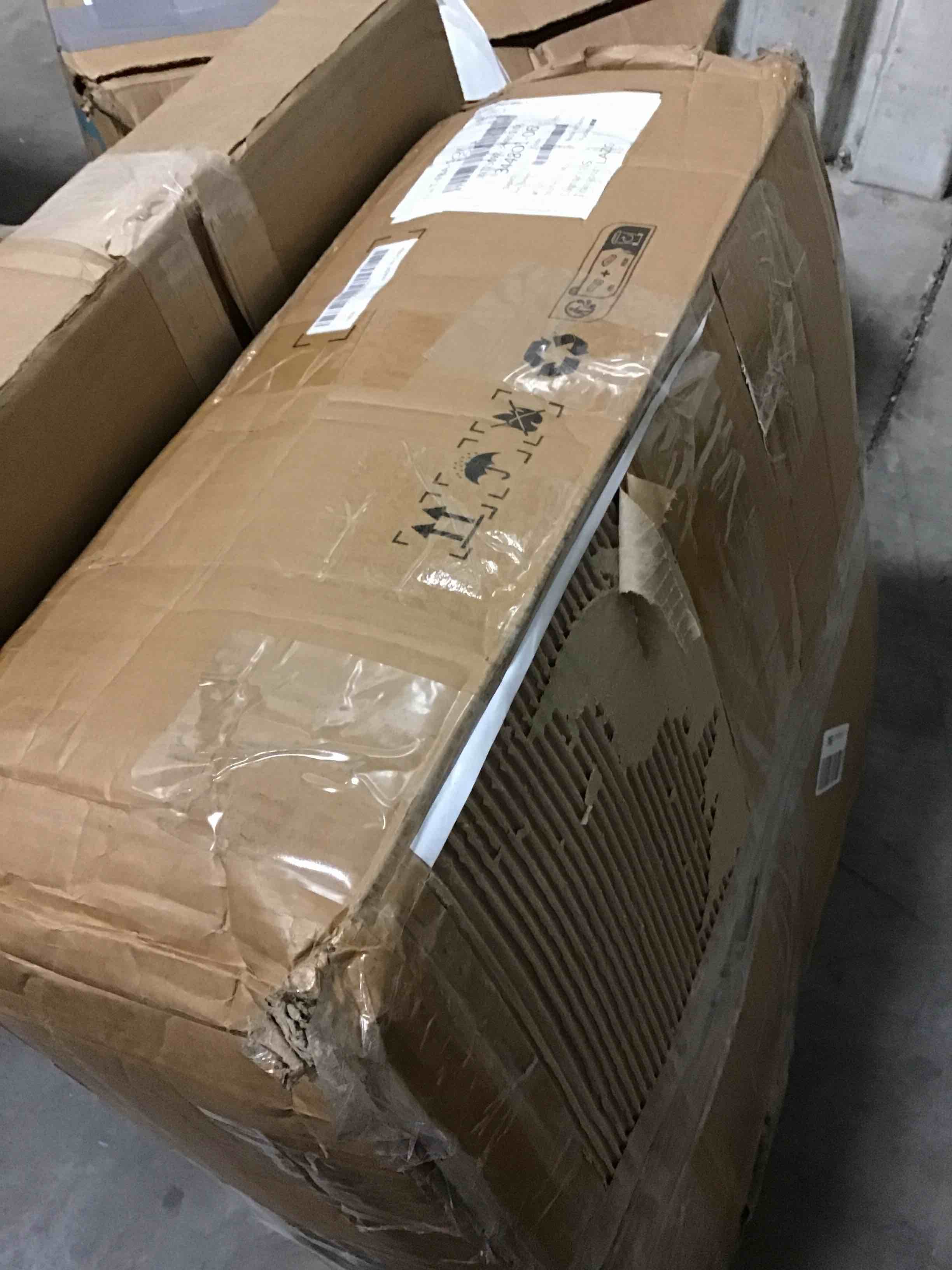https://s3.amazonaws.com/lotting-images-prod/bidfta/RED5636611_1708444126274.jpeg