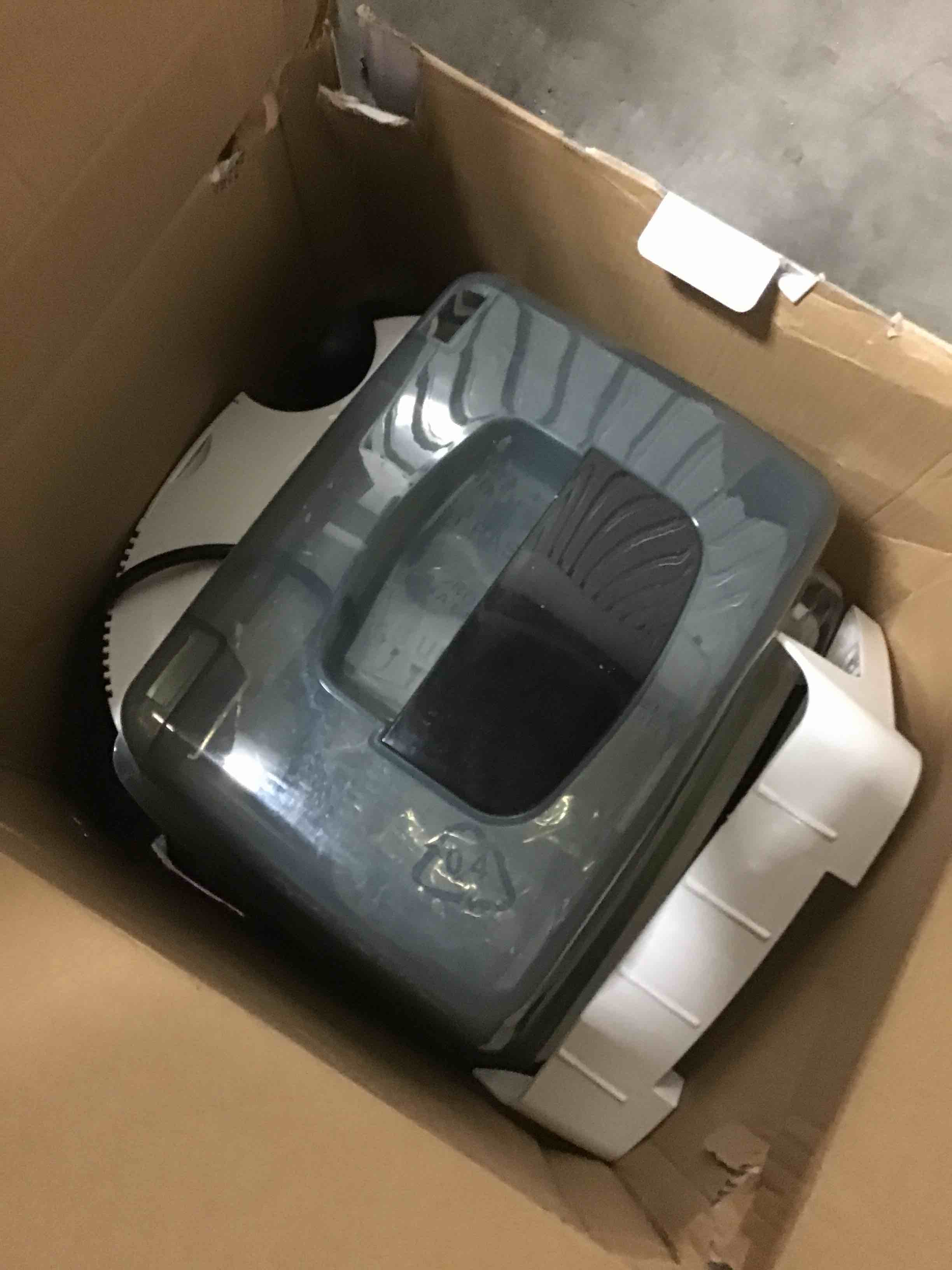 https://s3.amazonaws.com/lotting-images-prod/bidfta/RED5636618_1708445608875.jpeg