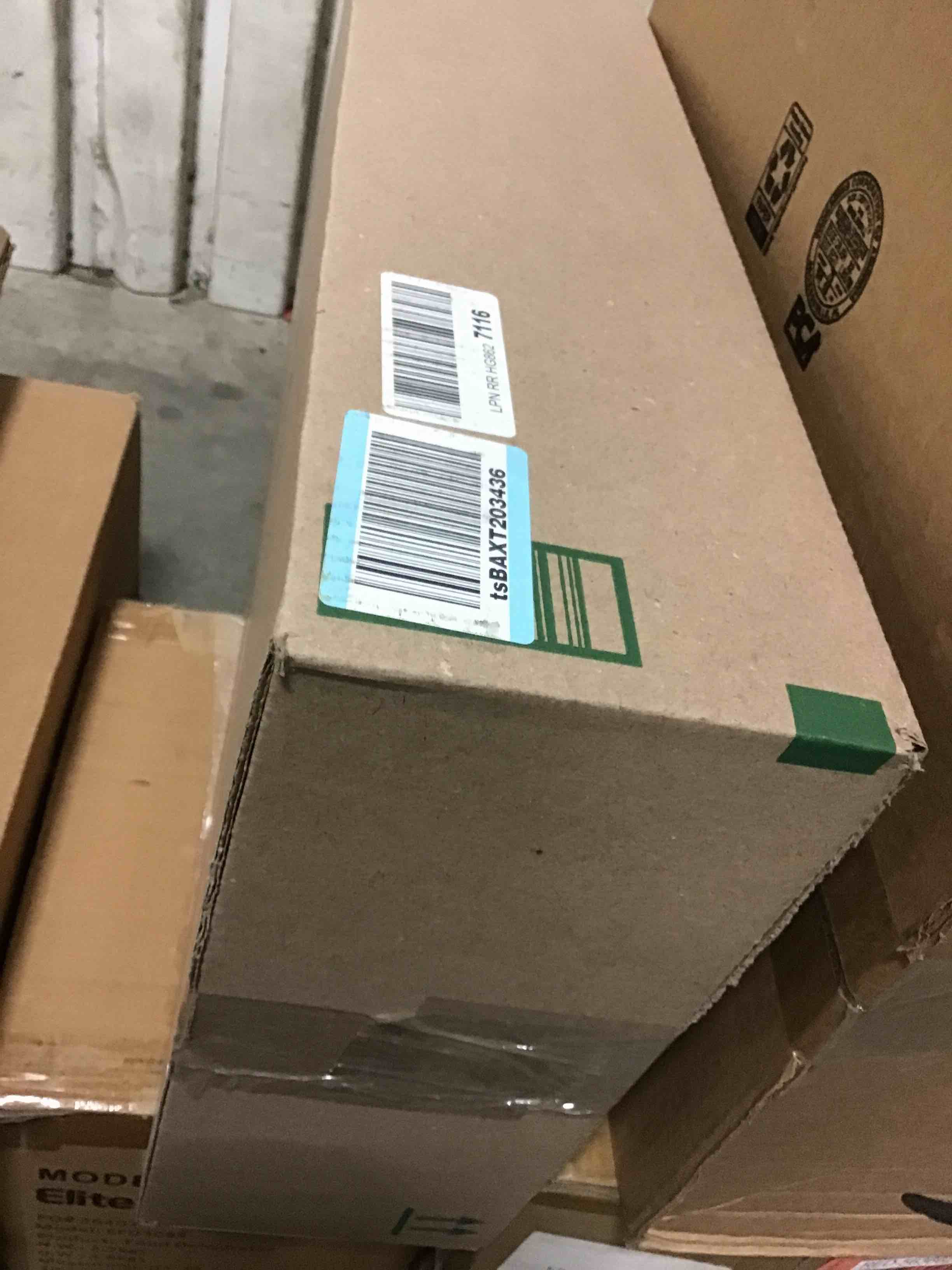 https://s3.amazonaws.com/lotting-images-prod/bidfta/RED5636623_1708446261357.jpeg