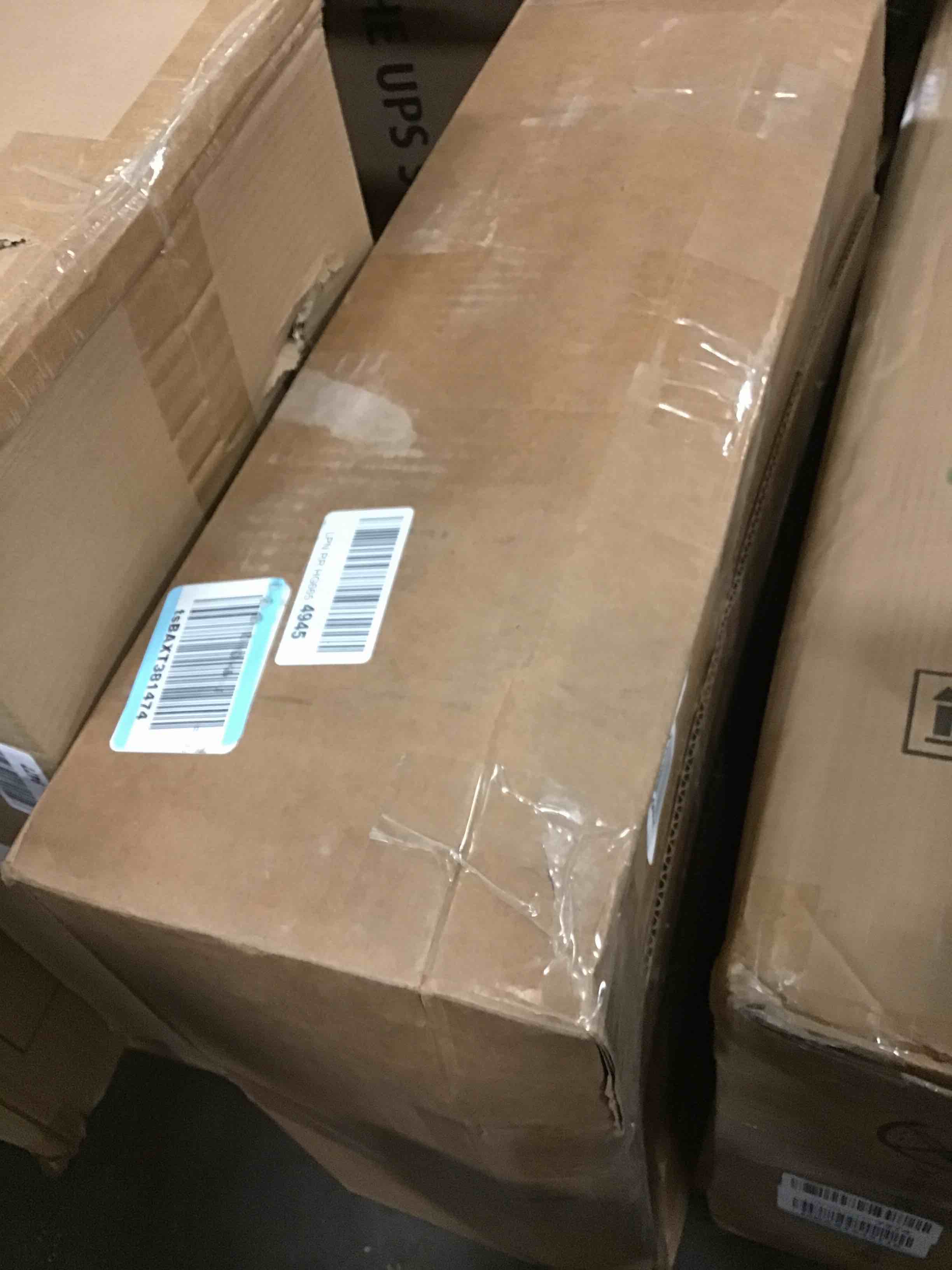 https://s3.amazonaws.com/lotting-images-prod/bidfta/RED5638623_1715787474155.jpeg