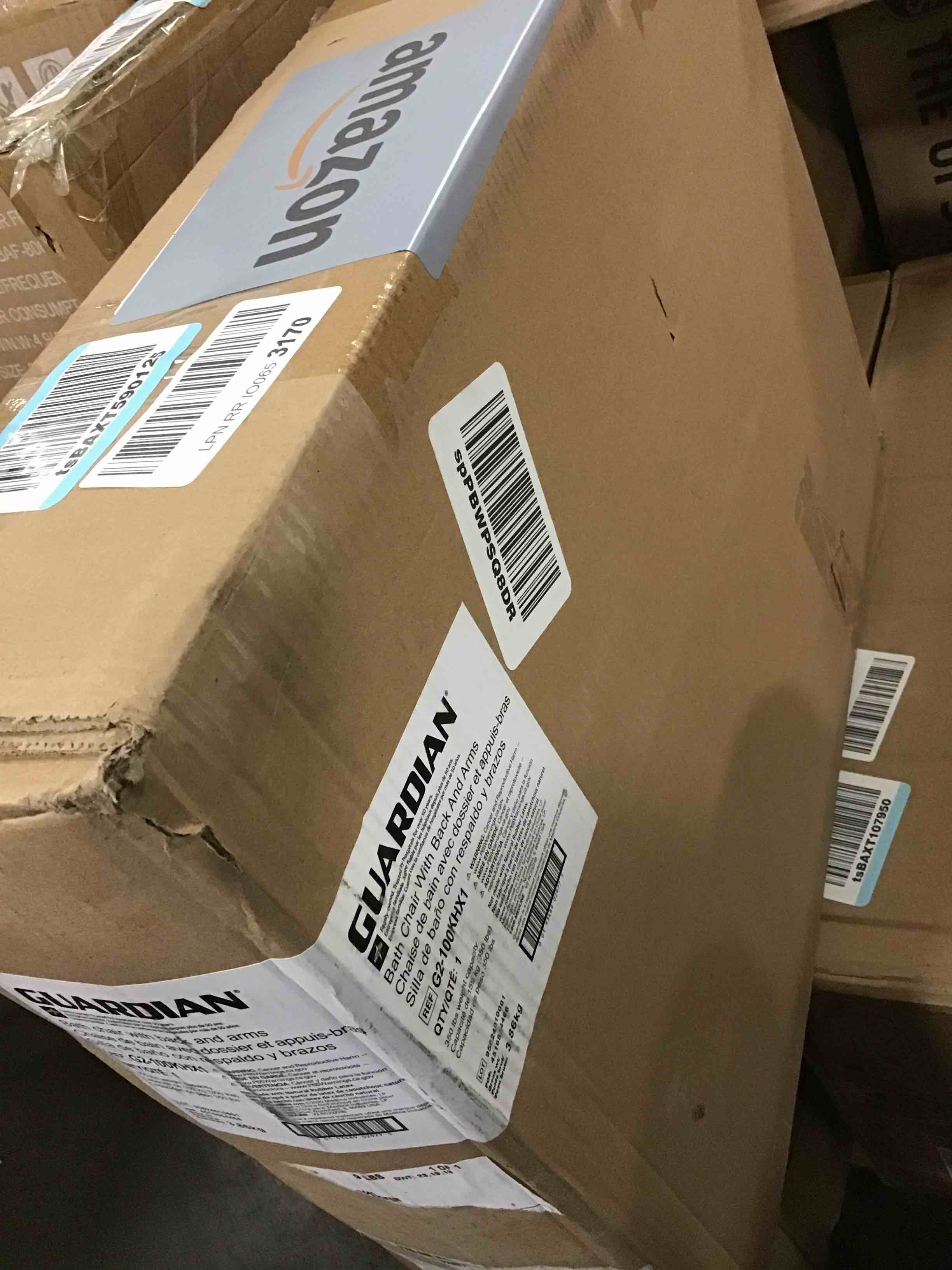 https://s3.amazonaws.com/lotting-images-prod/bidfta/RED5638625_1715787841173.jpeg