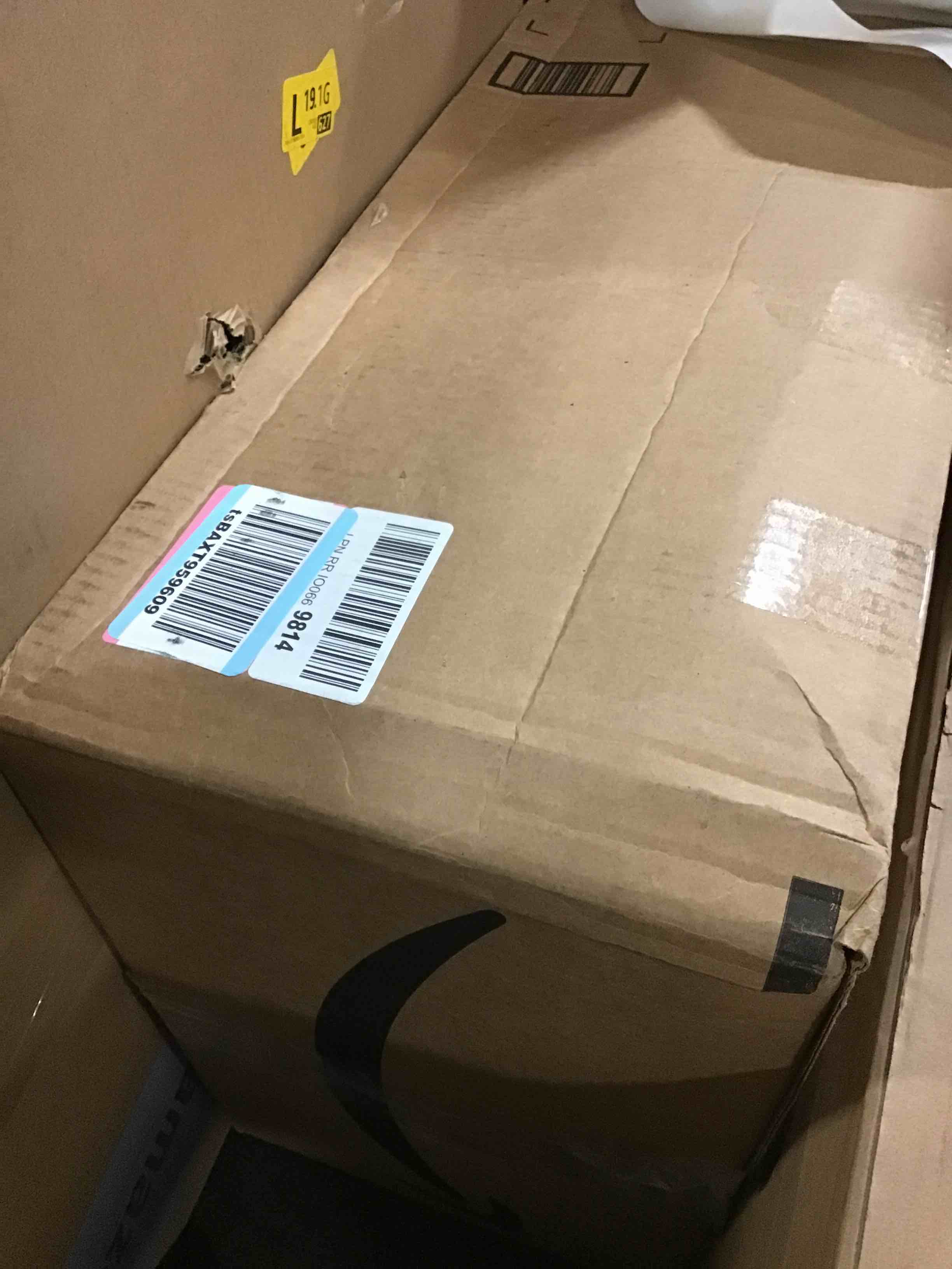 https://s3.amazonaws.com/lotting-images-prod/bidfta/RED5638758_1715865671013.jpeg