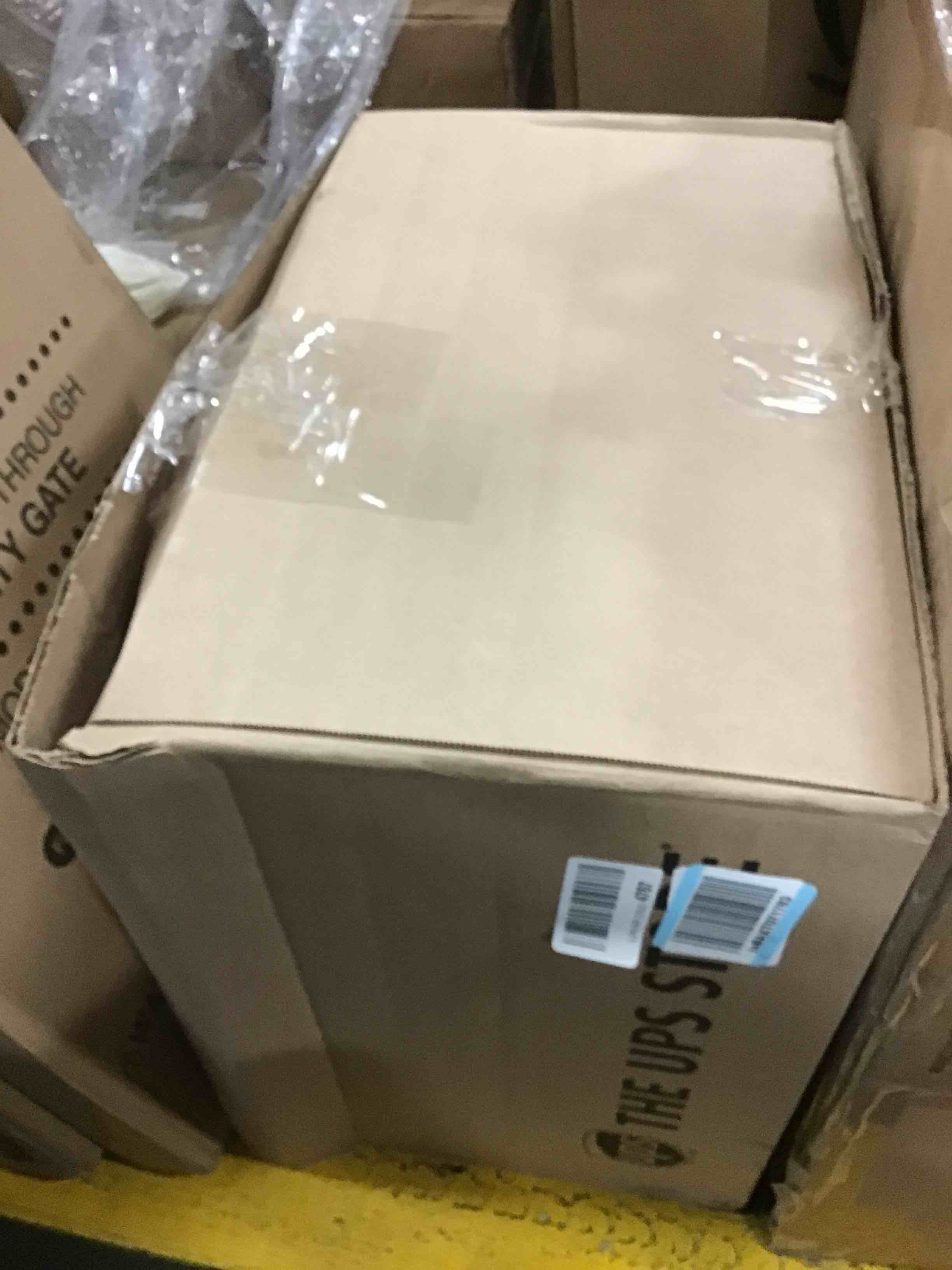 https://s3.amazonaws.com/lotting-images-prod/bidfta/RED5638762_1715866003906.jpeg
