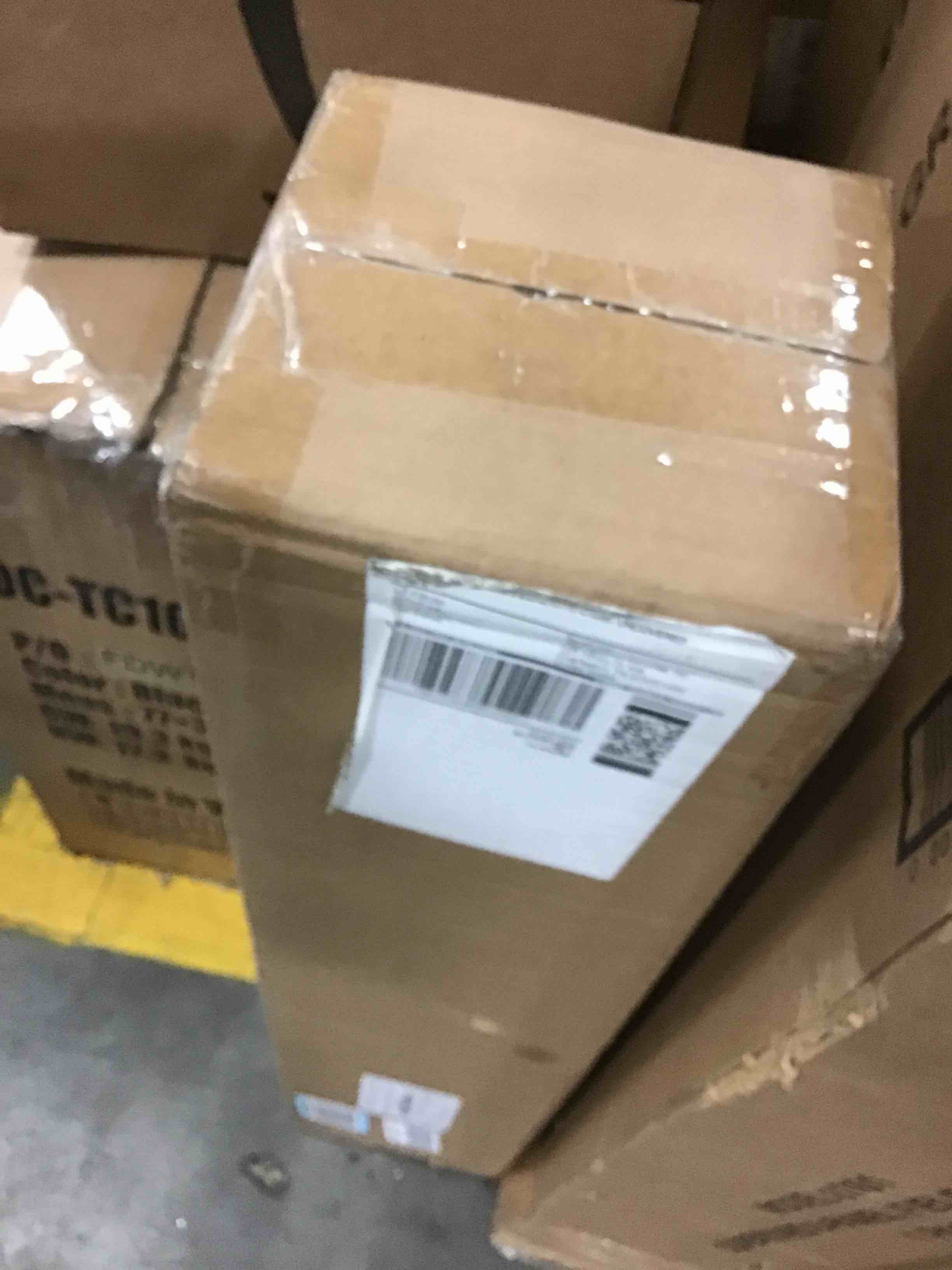 https://s3.amazonaws.com/lotting-images-prod/bidfta/RED5638770_1715866674106.jpeg