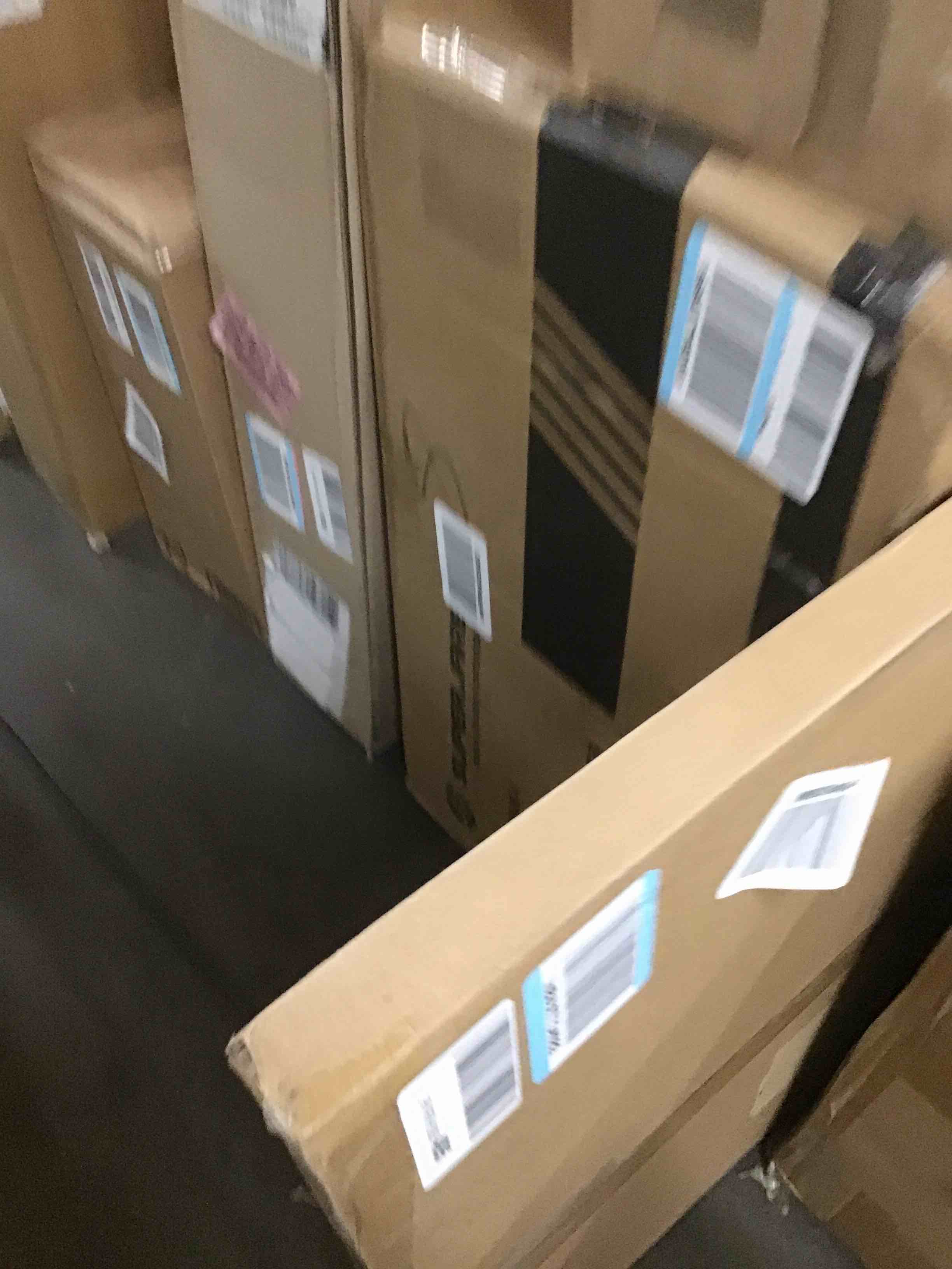 https://s3.amazonaws.com/lotting-images-prod/bidfta/RED5640462_1707421248577.jpeg