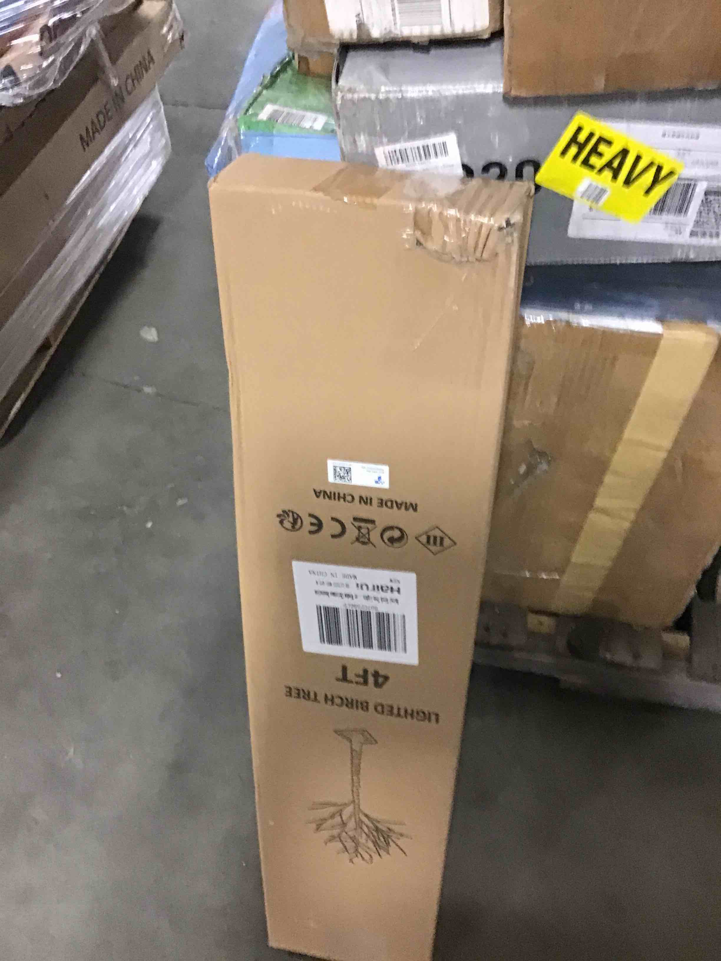 https://s3.amazonaws.com/lotting-images-prod/bidfta/RED5641701_1710251838333.jpeg