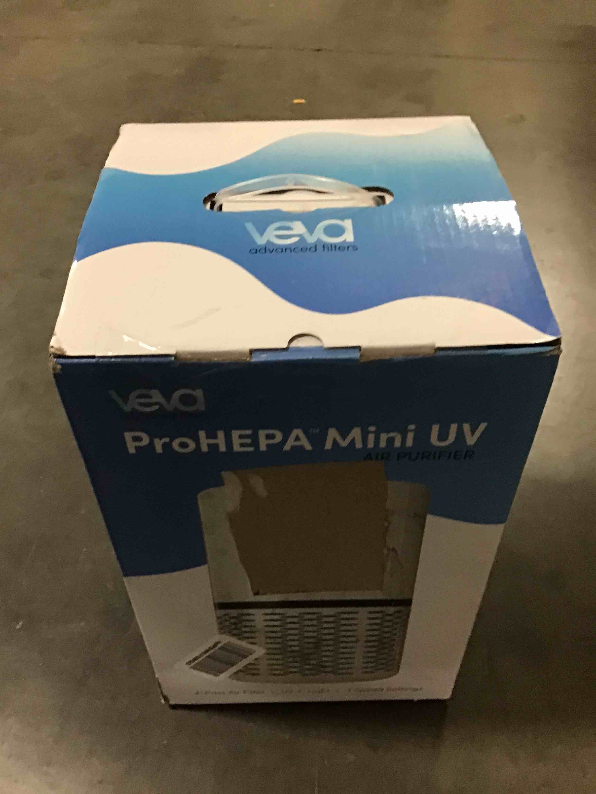 https://s3.amazonaws.com/lotting-images-prod/bidfta/RED5641702_1710253026814.jpeg