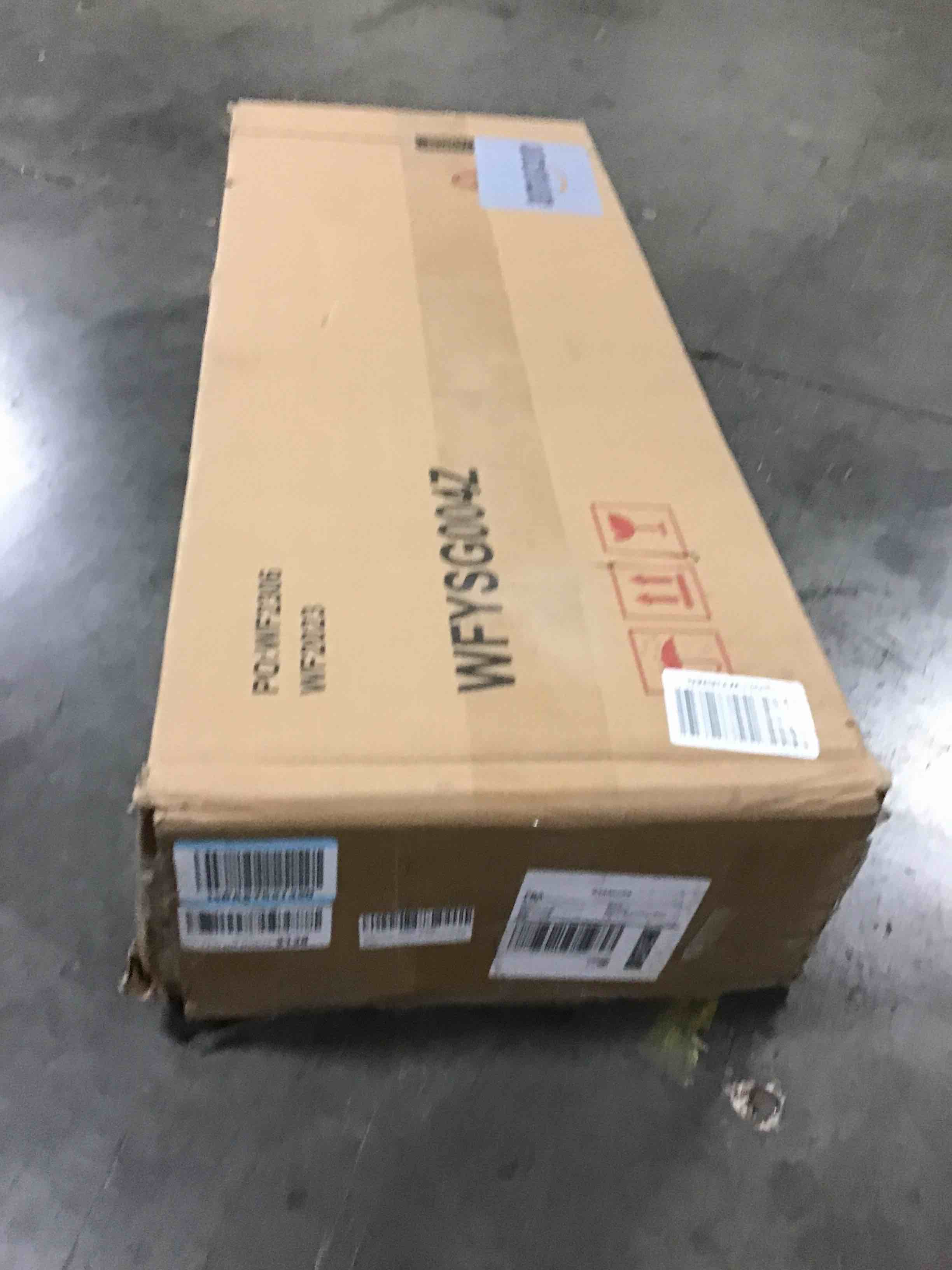https://s3.amazonaws.com/lotting-images-prod/bidfta/RED5641704_1710253280076.jpeg