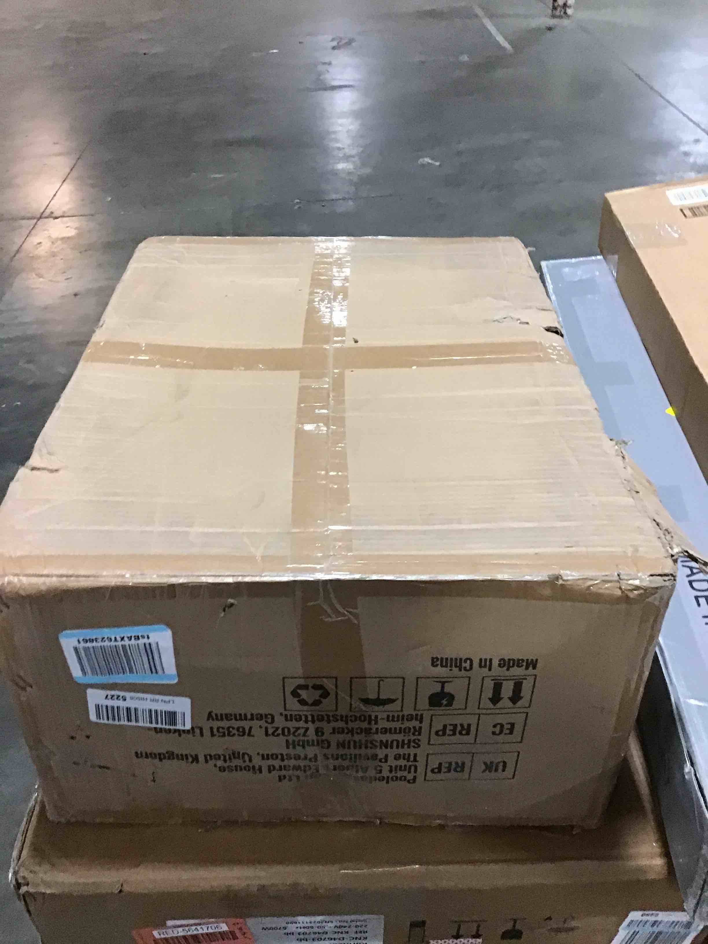 https://s3.amazonaws.com/lotting-images-prod/bidfta/RED5641710_1710253700442.jpeg