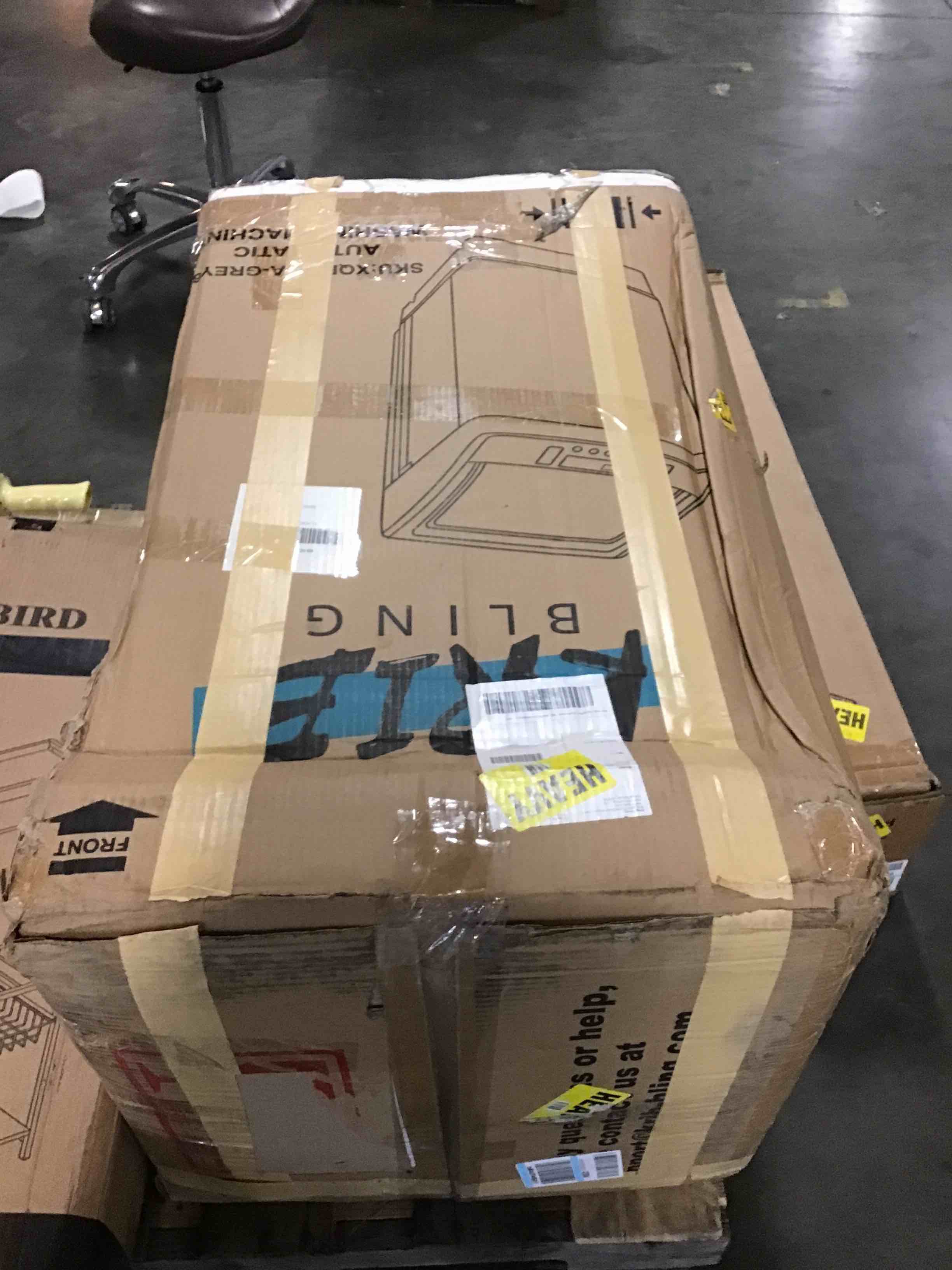 https://s3.amazonaws.com/lotting-images-prod/bidfta/RED5641728_1710255267158.jpeg
