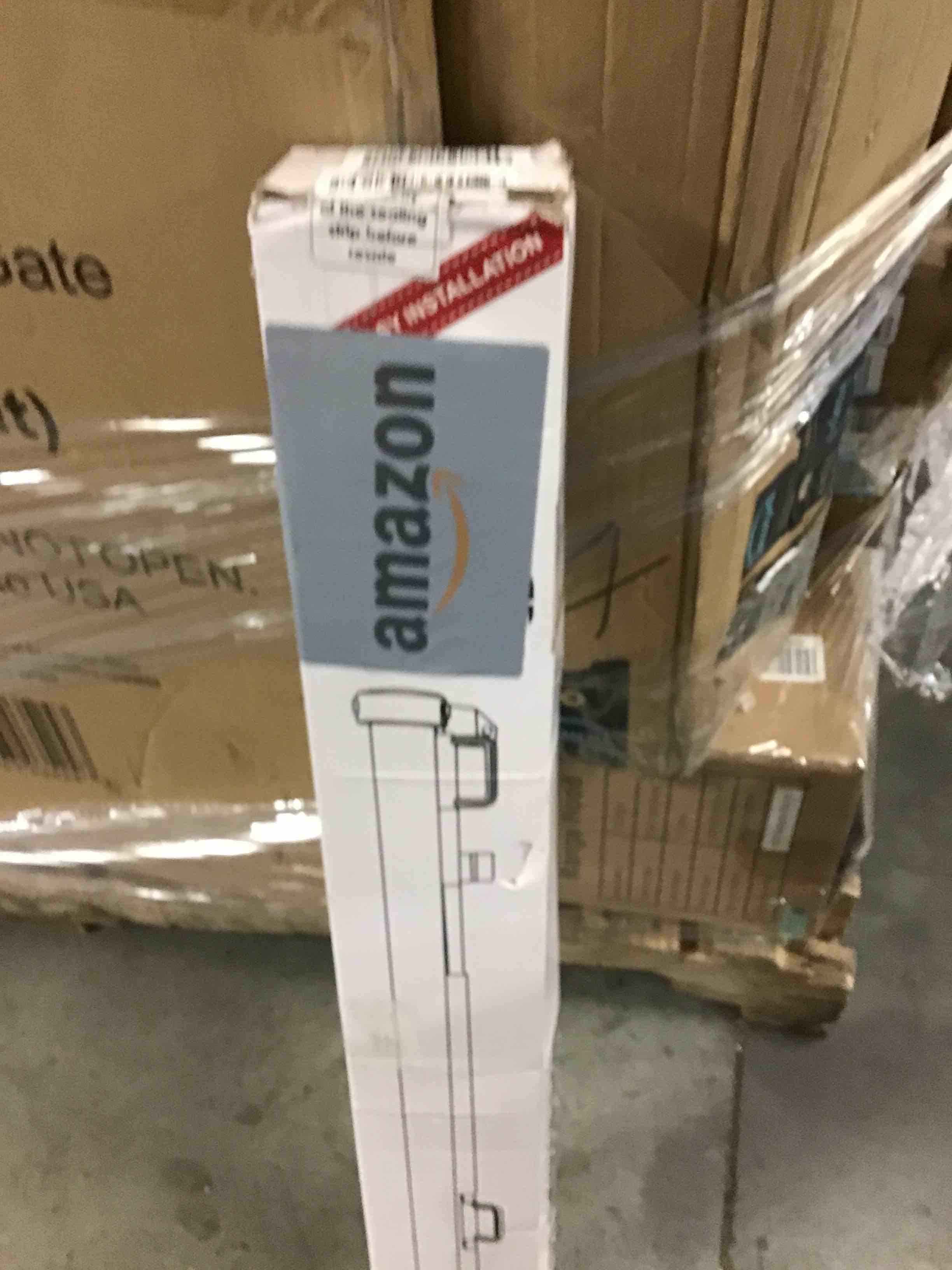 https://s3.amazonaws.com/lotting-images-prod/bidfta/RED5641742_1710257518121.jpeg