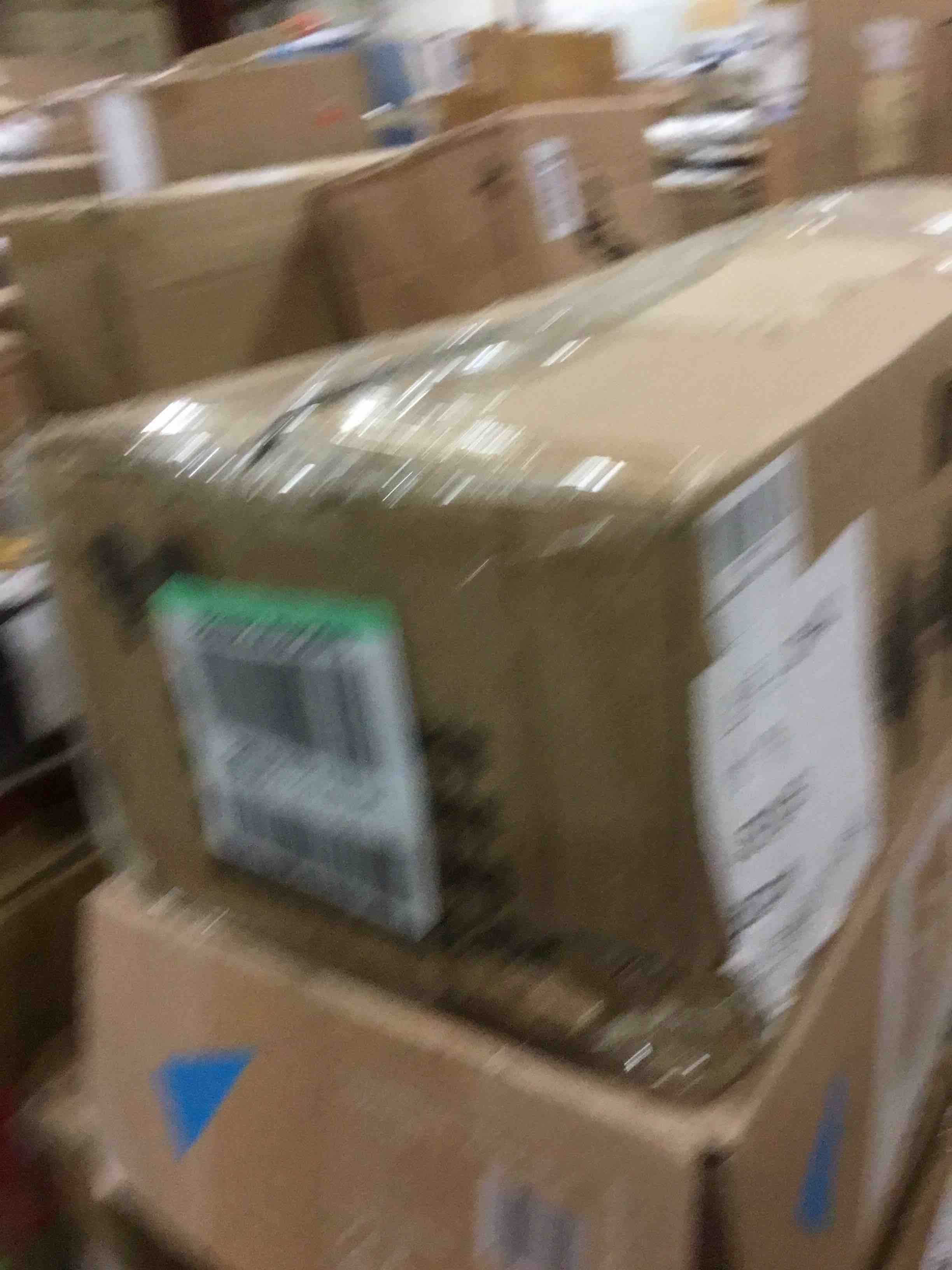 https://s3.amazonaws.com/lotting-images-prod/bidfta/RED5642144_1706629316612.jpeg