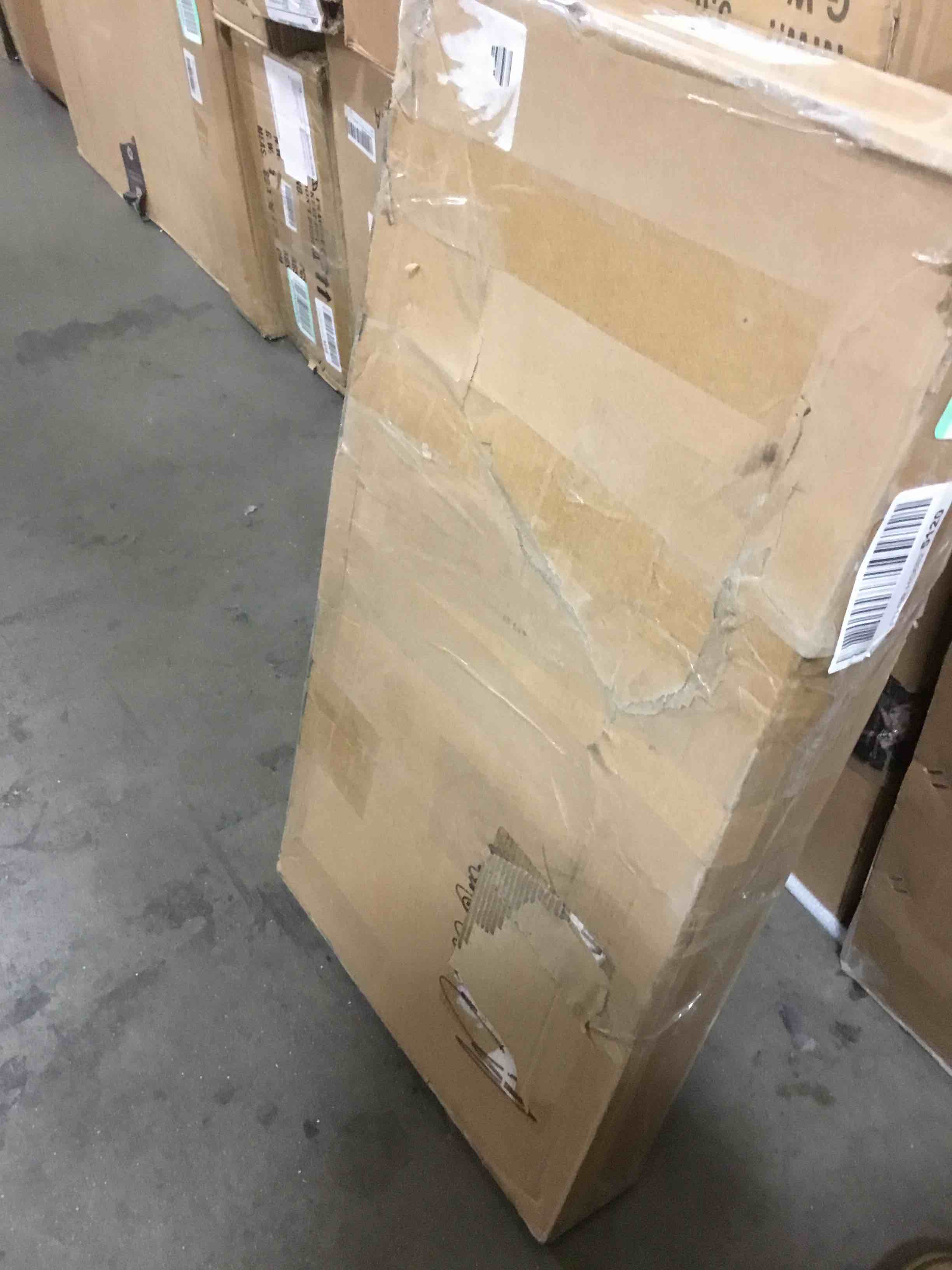https://s3.amazonaws.com/lotting-images-prod/bidfta/RED5642516_1707157277732.jpeg