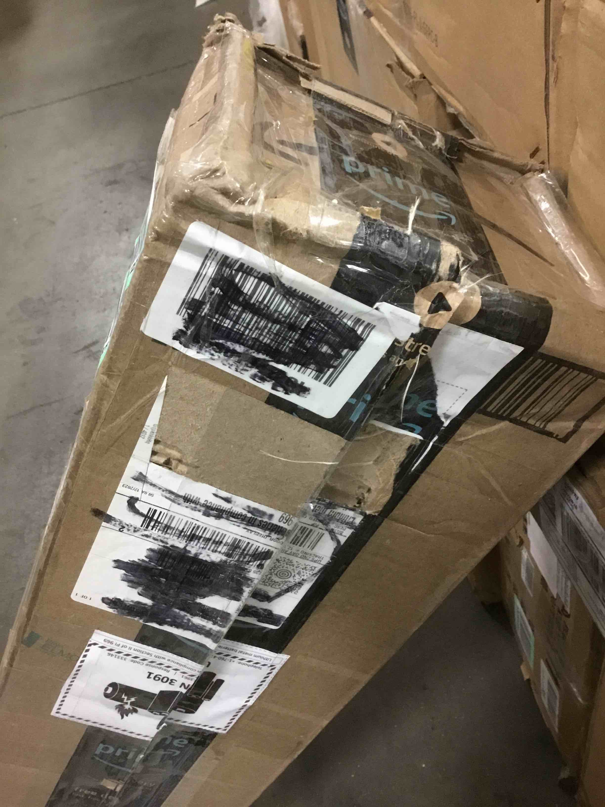 https://s3.amazonaws.com/lotting-images-prod/bidfta/RED5642521_1707157813620.jpeg