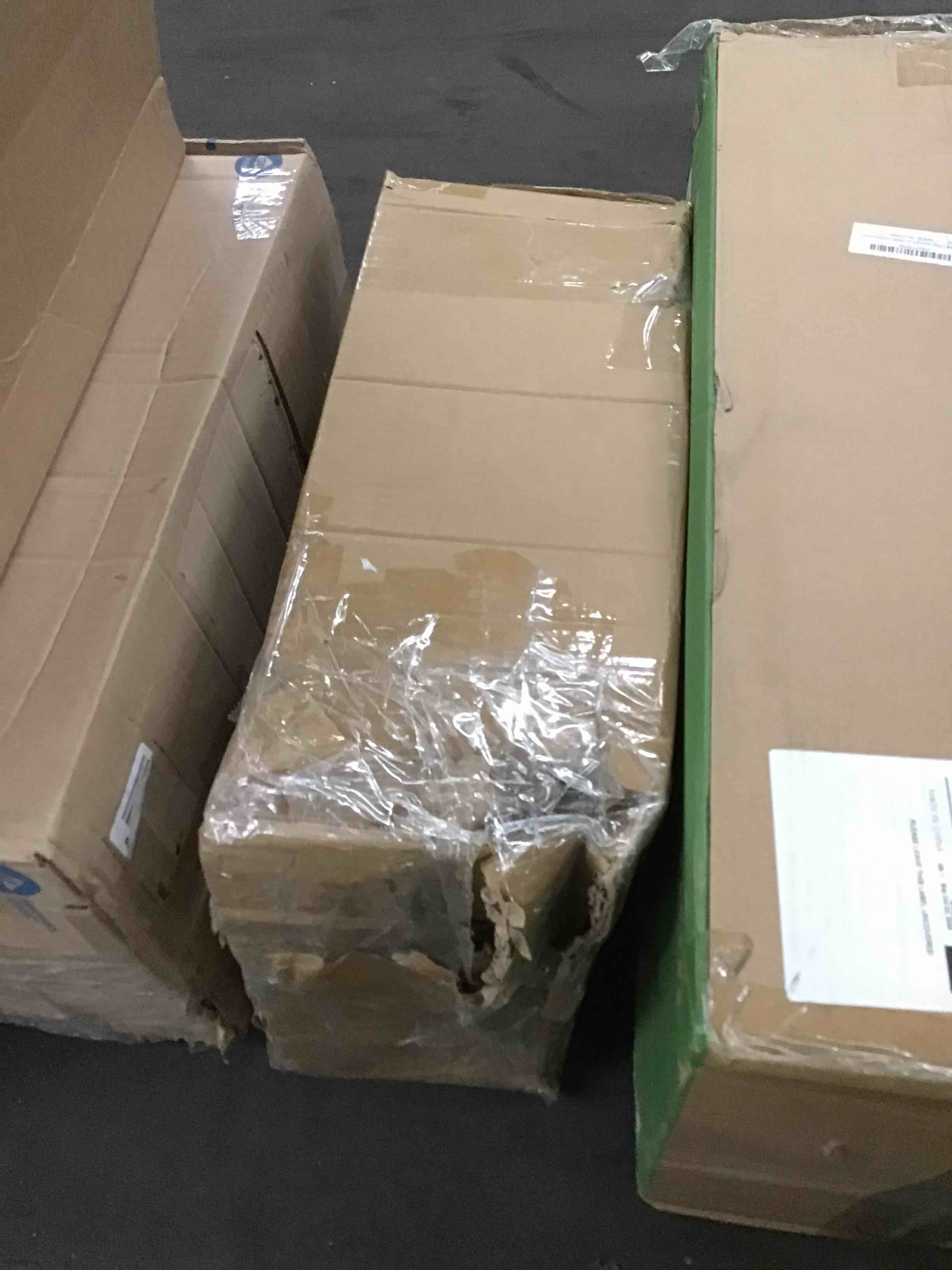 https://s3.amazonaws.com/lotting-images-prod/bidfta/RED5643476_1703950724562.jpeg