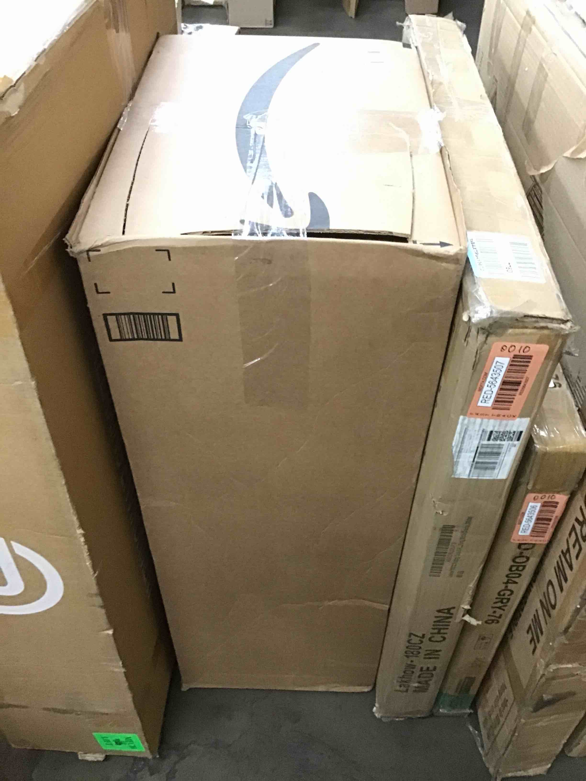 https://s3.amazonaws.com/lotting-images-prod/bidfta/RED5643508_1704206745625.jpeg