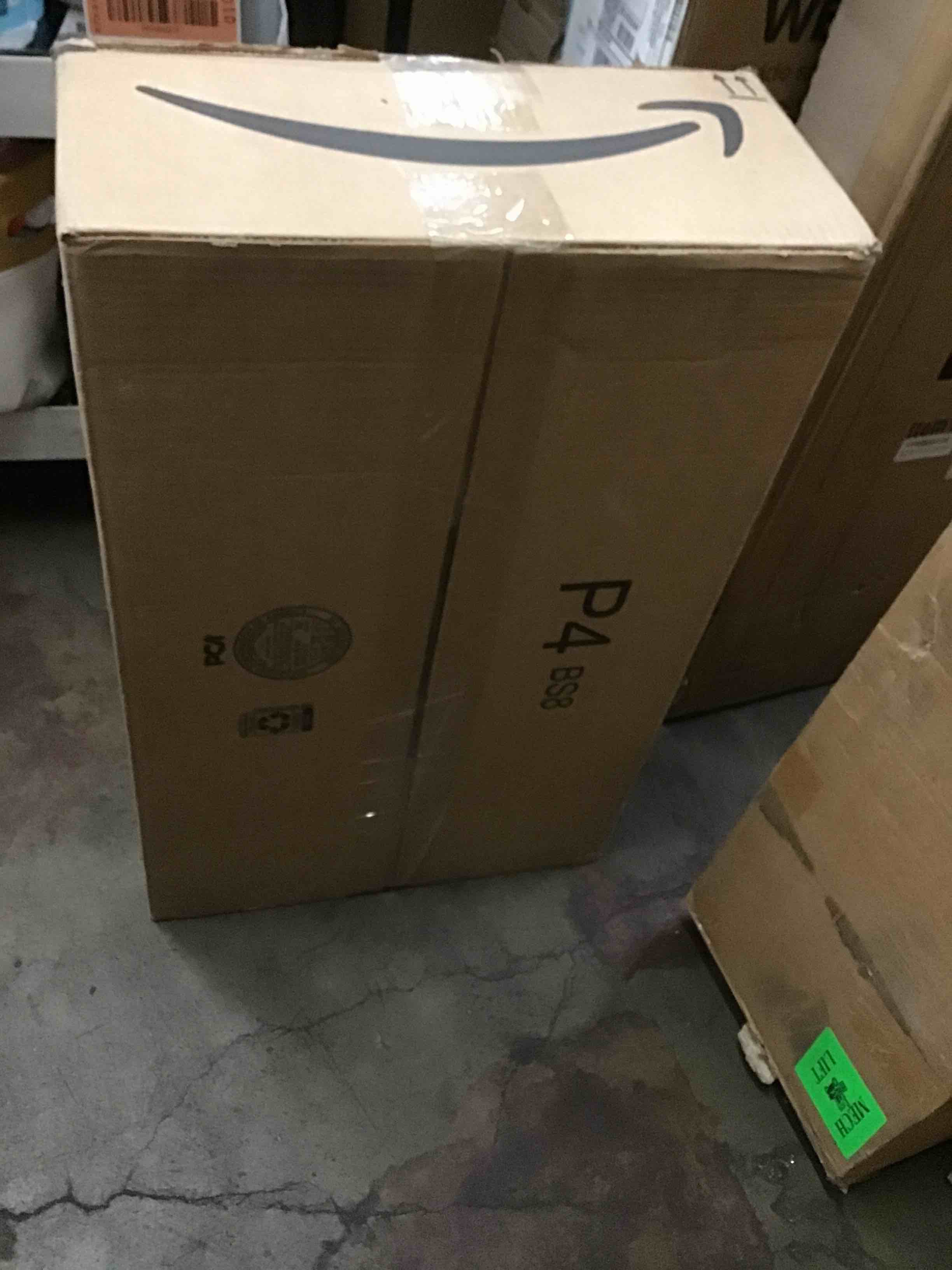https://s3.amazonaws.com/lotting-images-prod/bidfta/RED5643511_1704207298890.jpeg