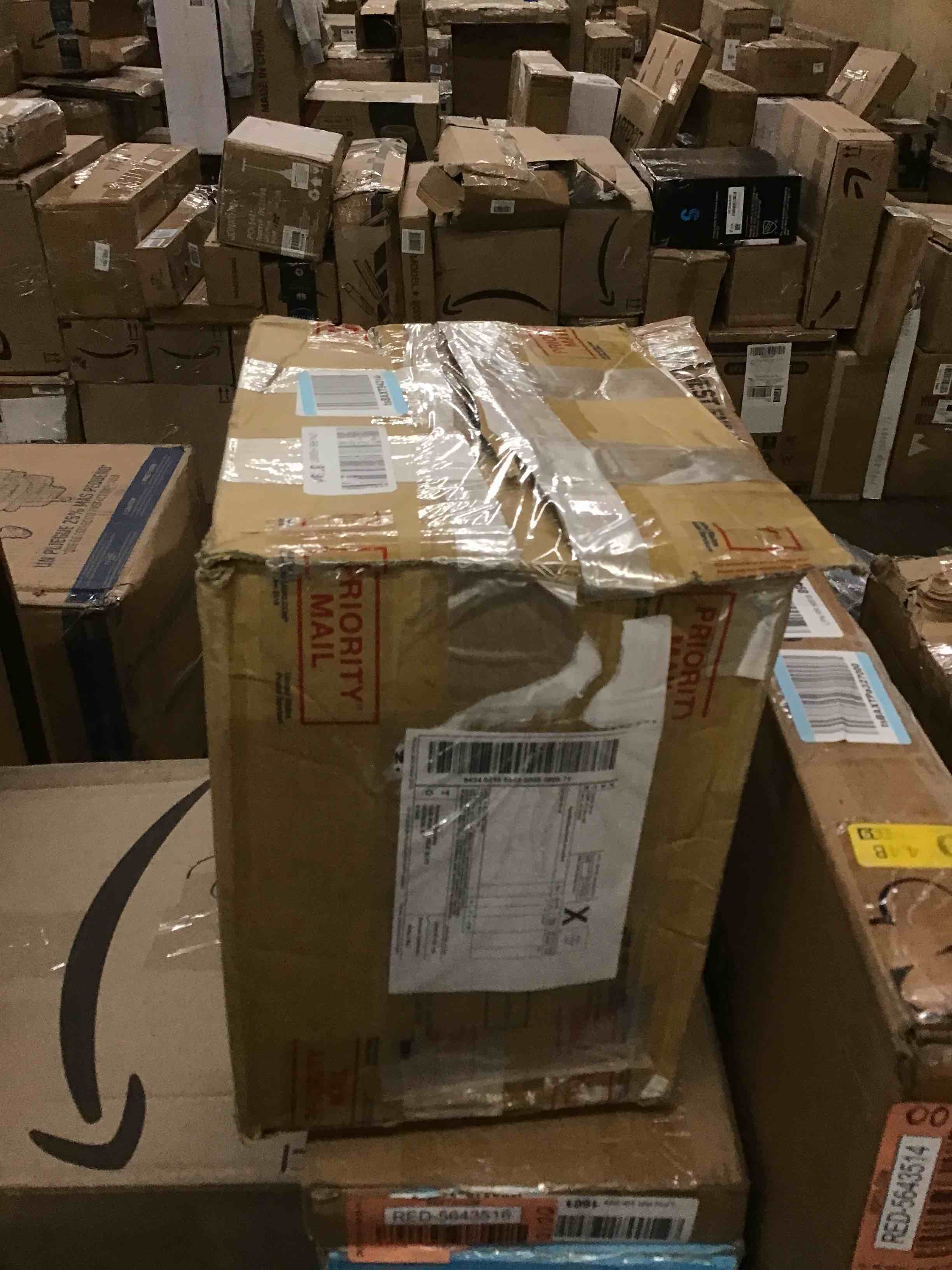 https://s3.amazonaws.com/lotting-images-prod/bidfta/RED5643517_1704211486026.jpeg