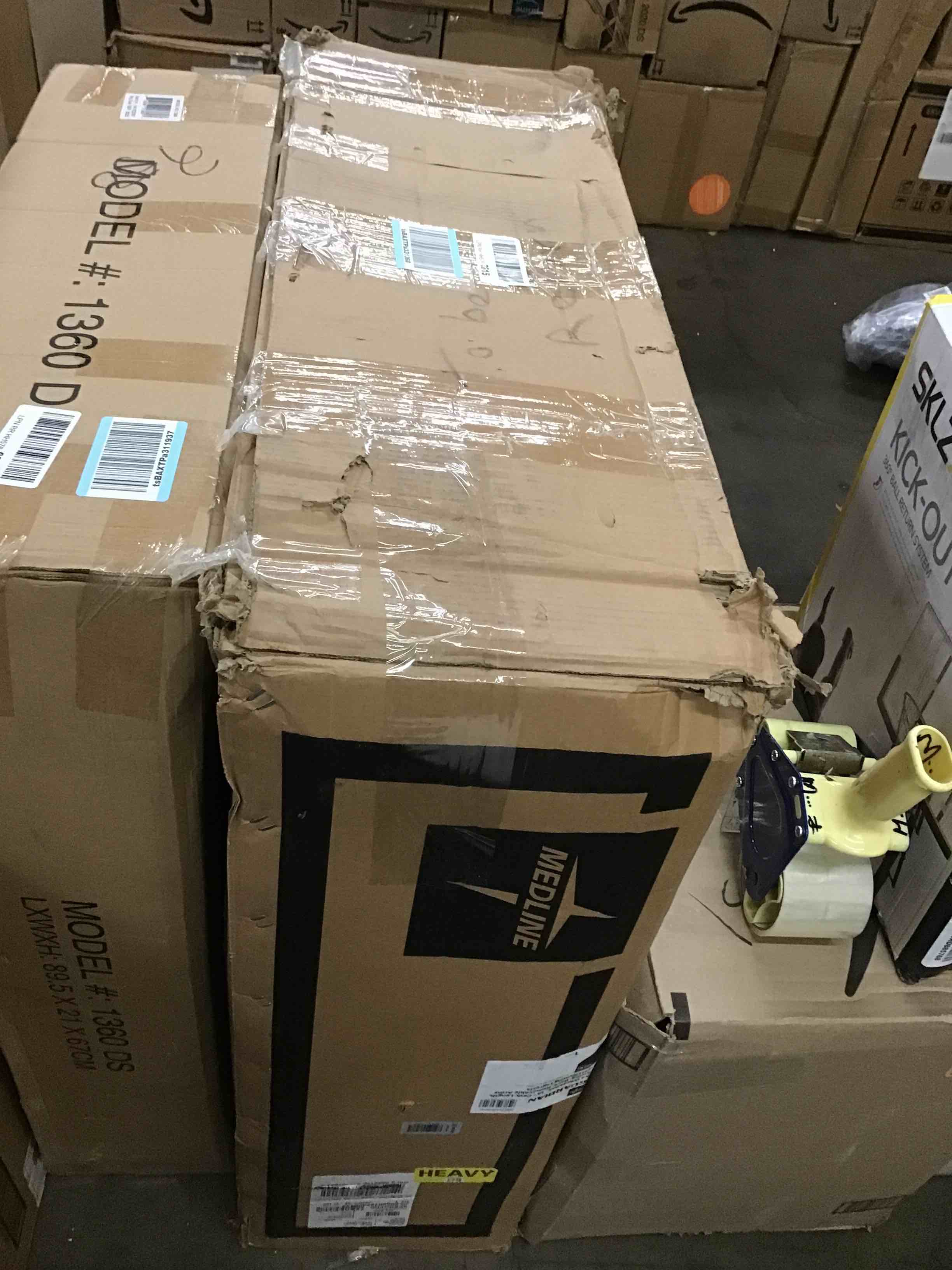 https://s3.amazonaws.com/lotting-images-prod/bidfta/RED5643520_1704211863478.jpeg