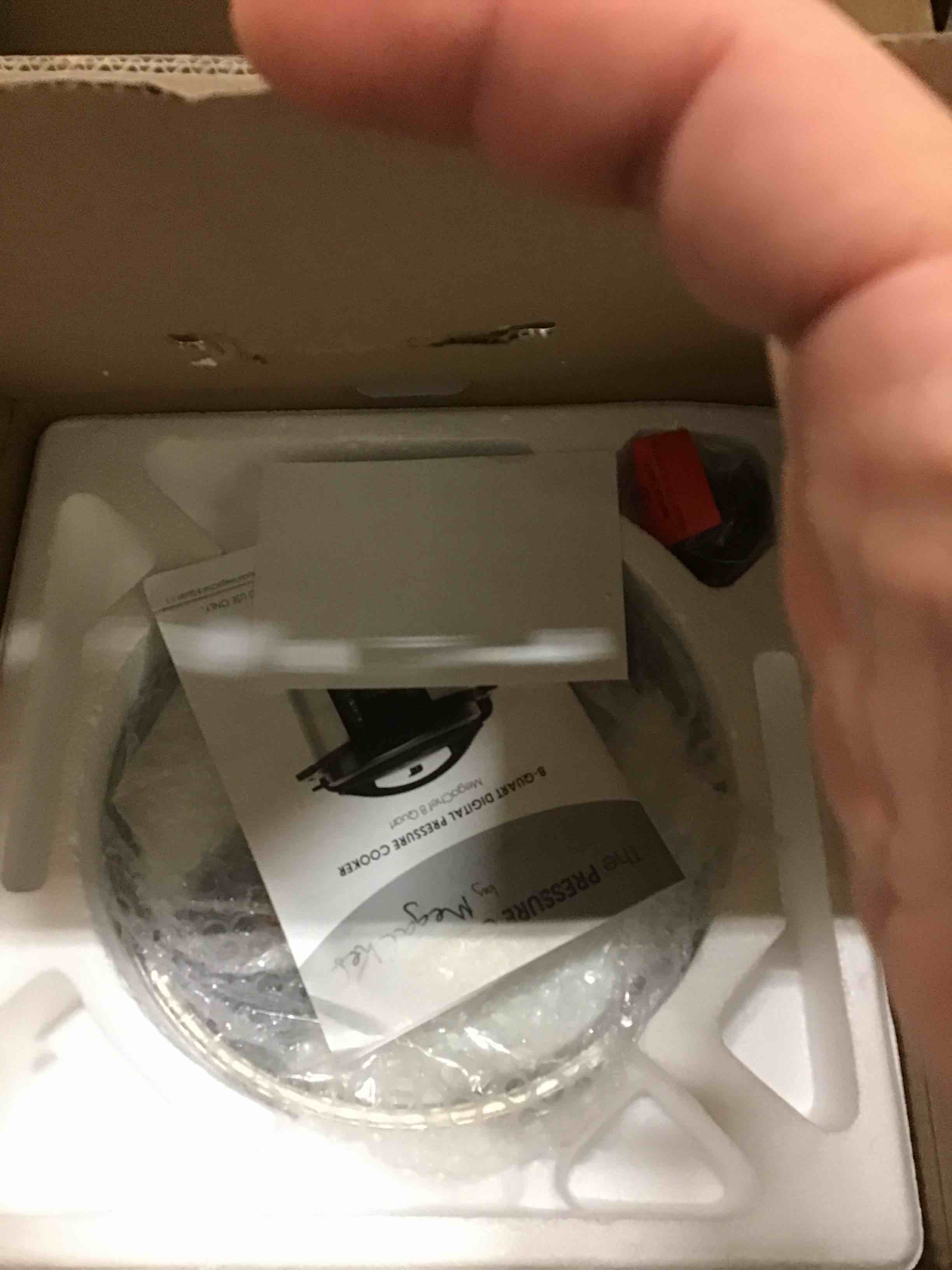 https://s3.amazonaws.com/lotting-images-prod/bidfta/RED5645134_1704207542660.jpeg