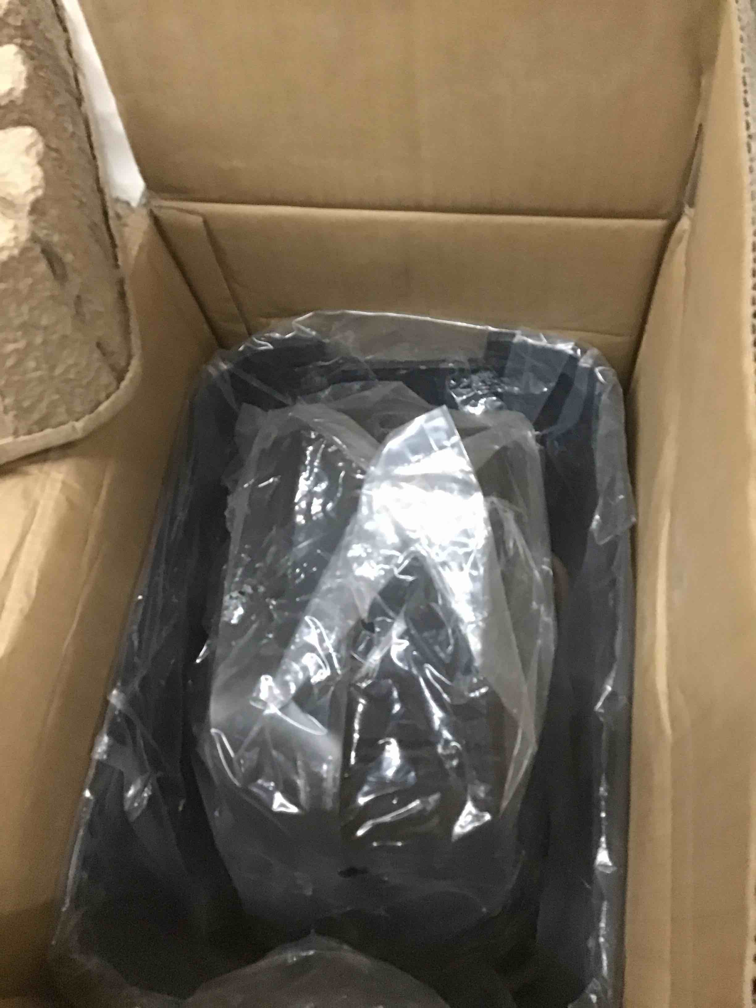 https://s3.amazonaws.com/lotting-images-prod/bidfta/RED5645408_1704559290822.jpeg