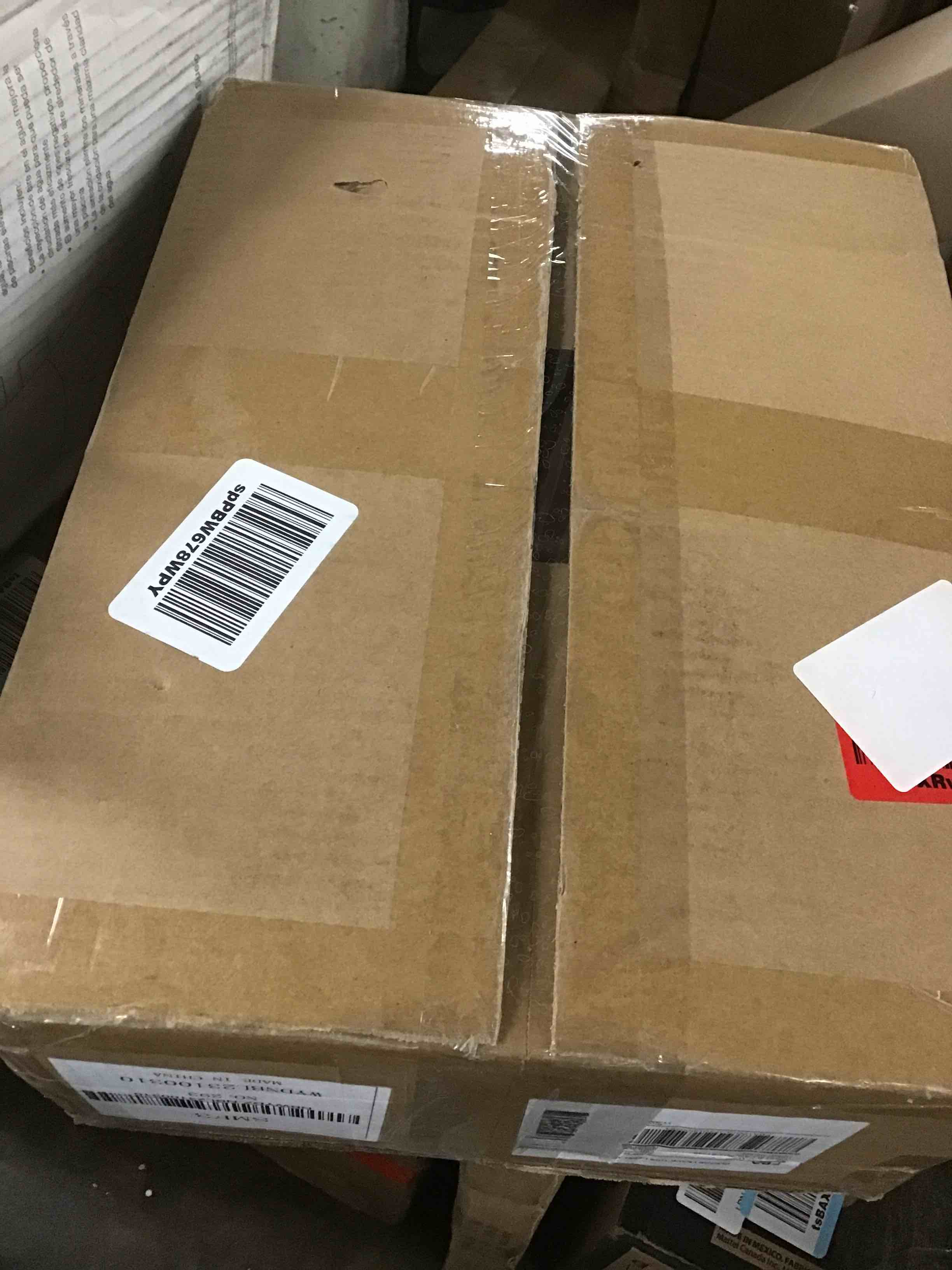 https://s3.amazonaws.com/lotting-images-prod/bidfta/RED5646832_1708357267841.jpeg