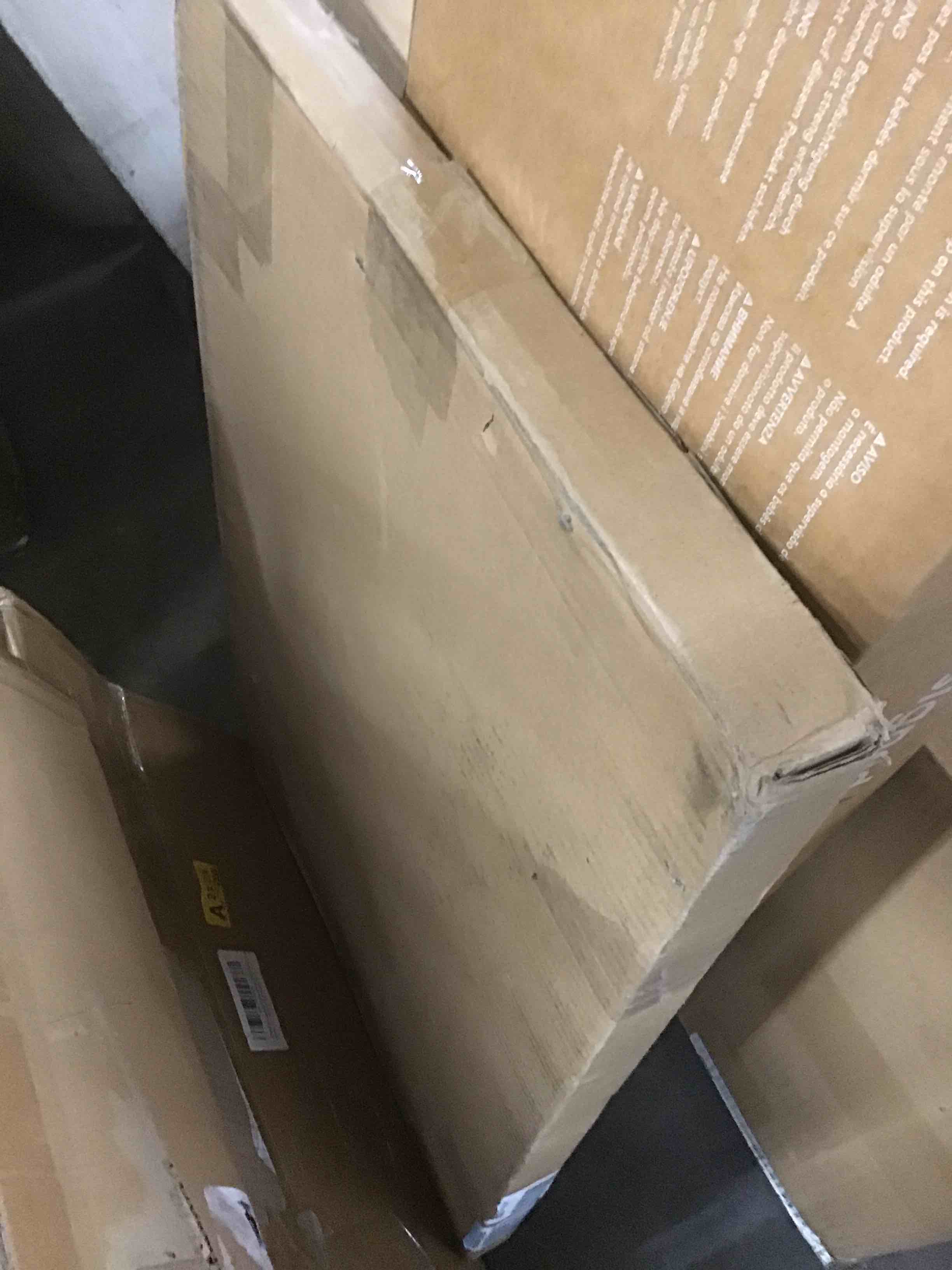 https://s3.amazonaws.com/lotting-images-prod/bidfta/RED5646847_1708360930353.jpeg