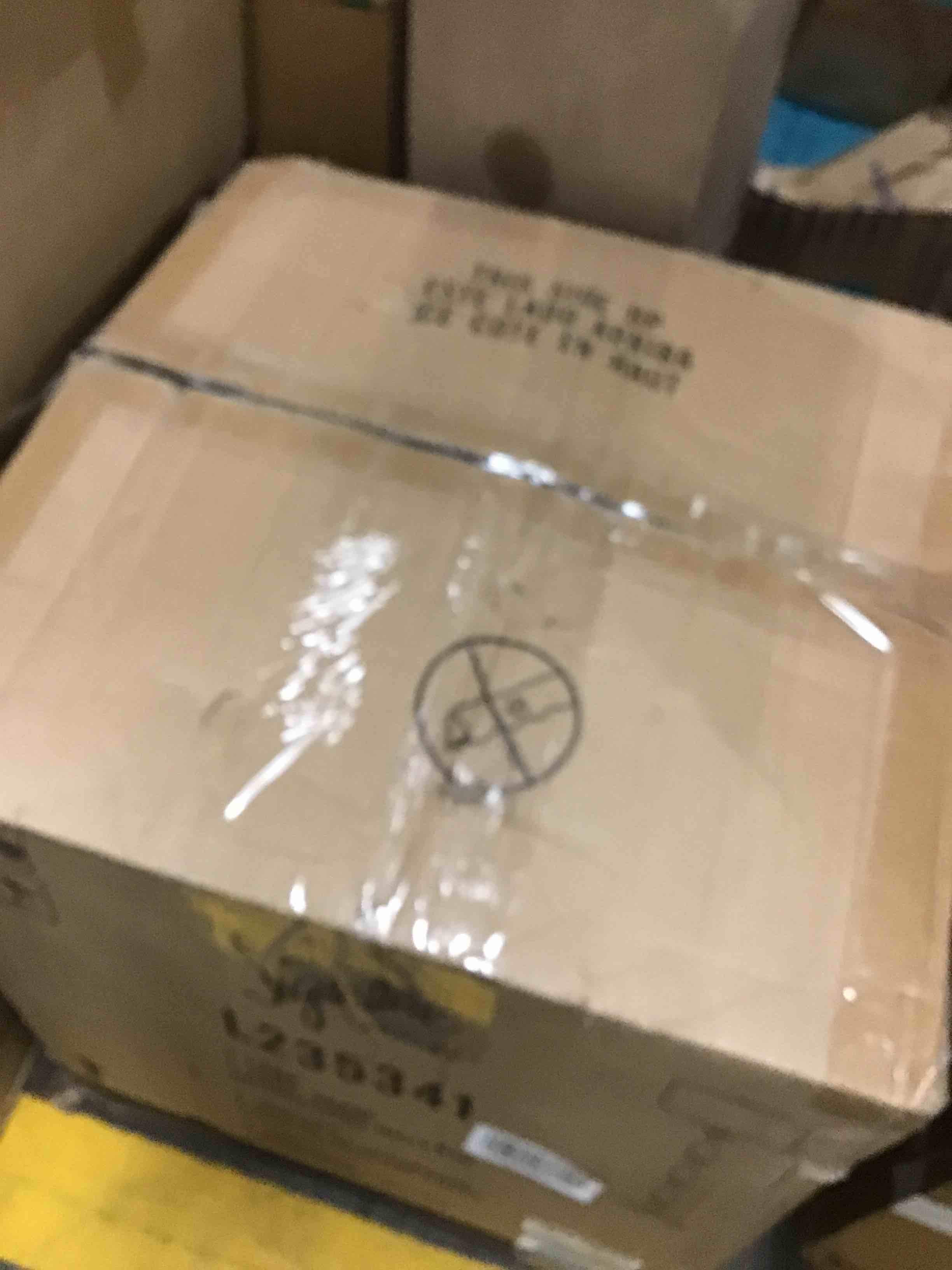 https://s3.amazonaws.com/lotting-images-prod/bidfta/RED5647610_1712840511069.jpeg