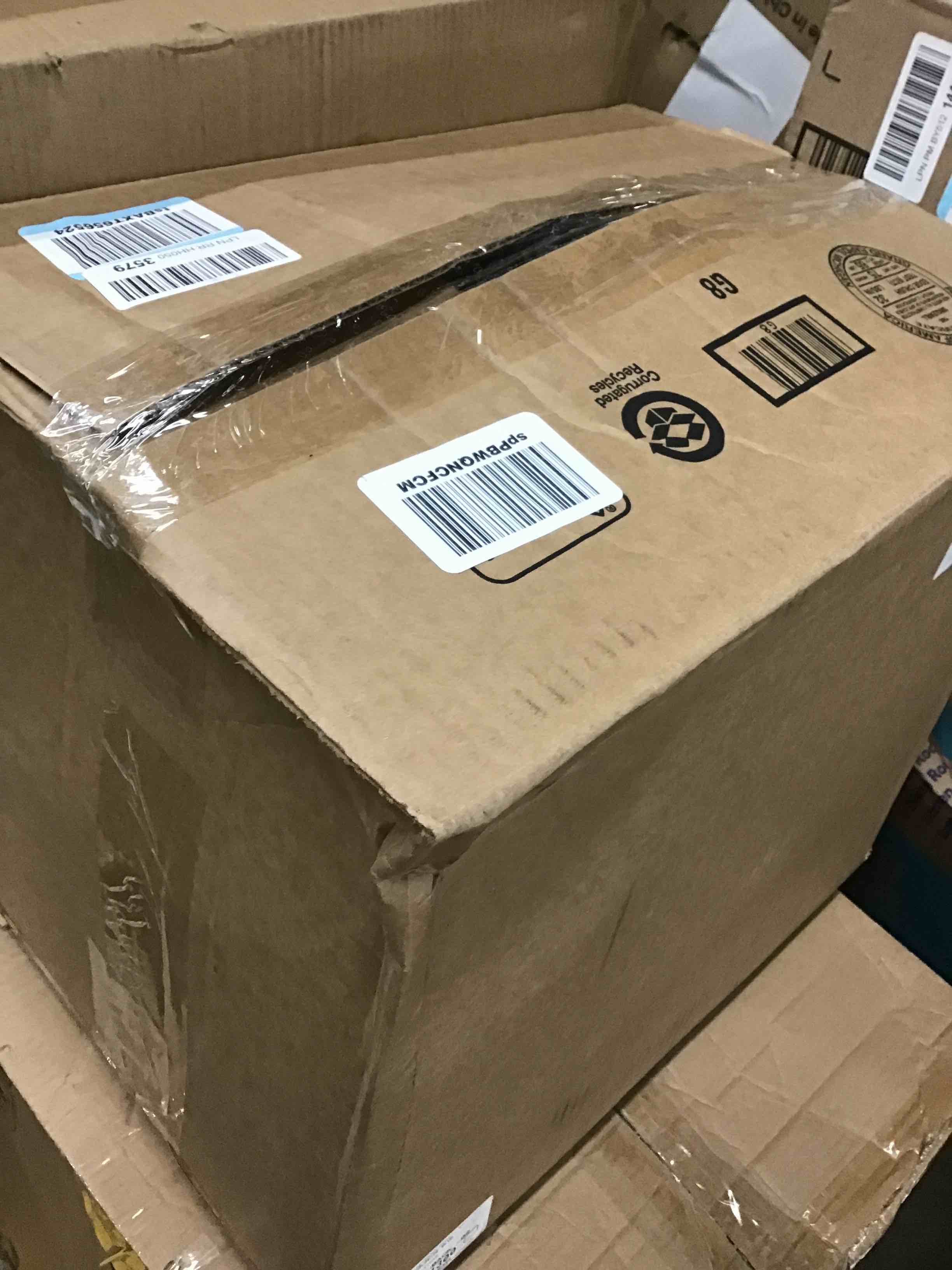 https://s3.amazonaws.com/lotting-images-prod/bidfta/RED5647612_1712840607163.jpeg