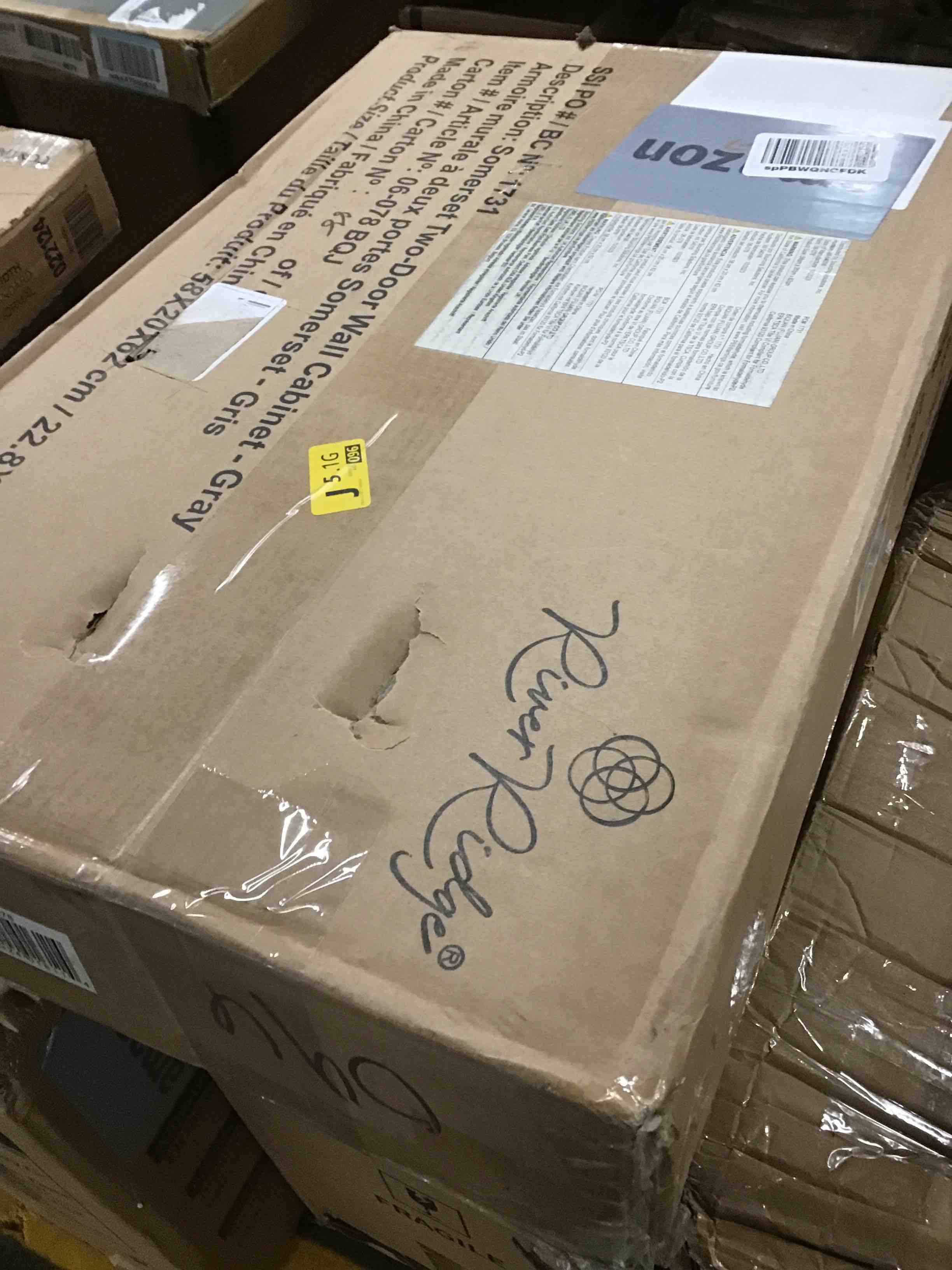 https://s3.amazonaws.com/lotting-images-prod/bidfta/RED5647667_1712848035055.jpeg