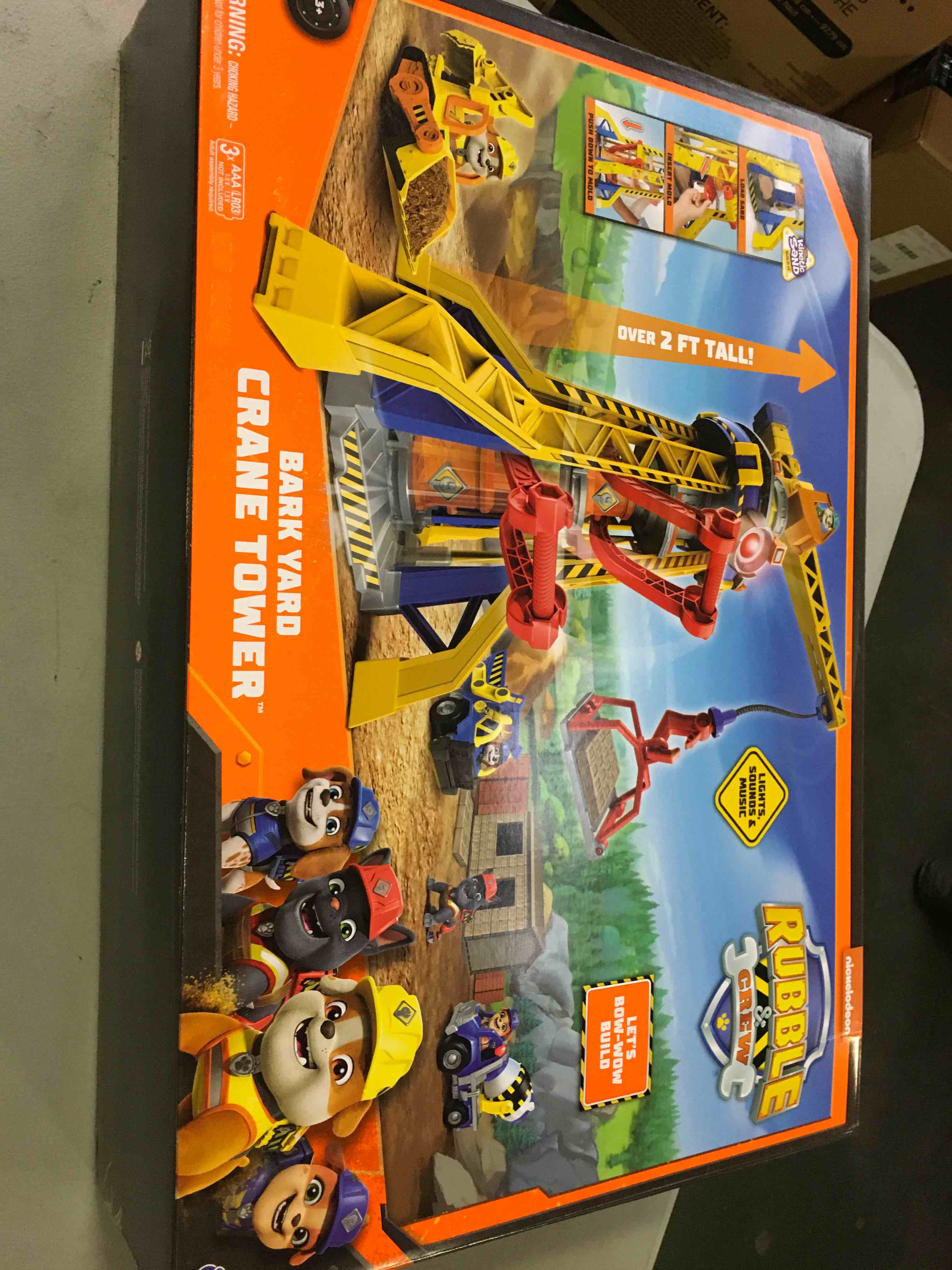 https://s3.amazonaws.com/lotting-images-prod/bidfta/RED5648675_1697809307233.jpeg