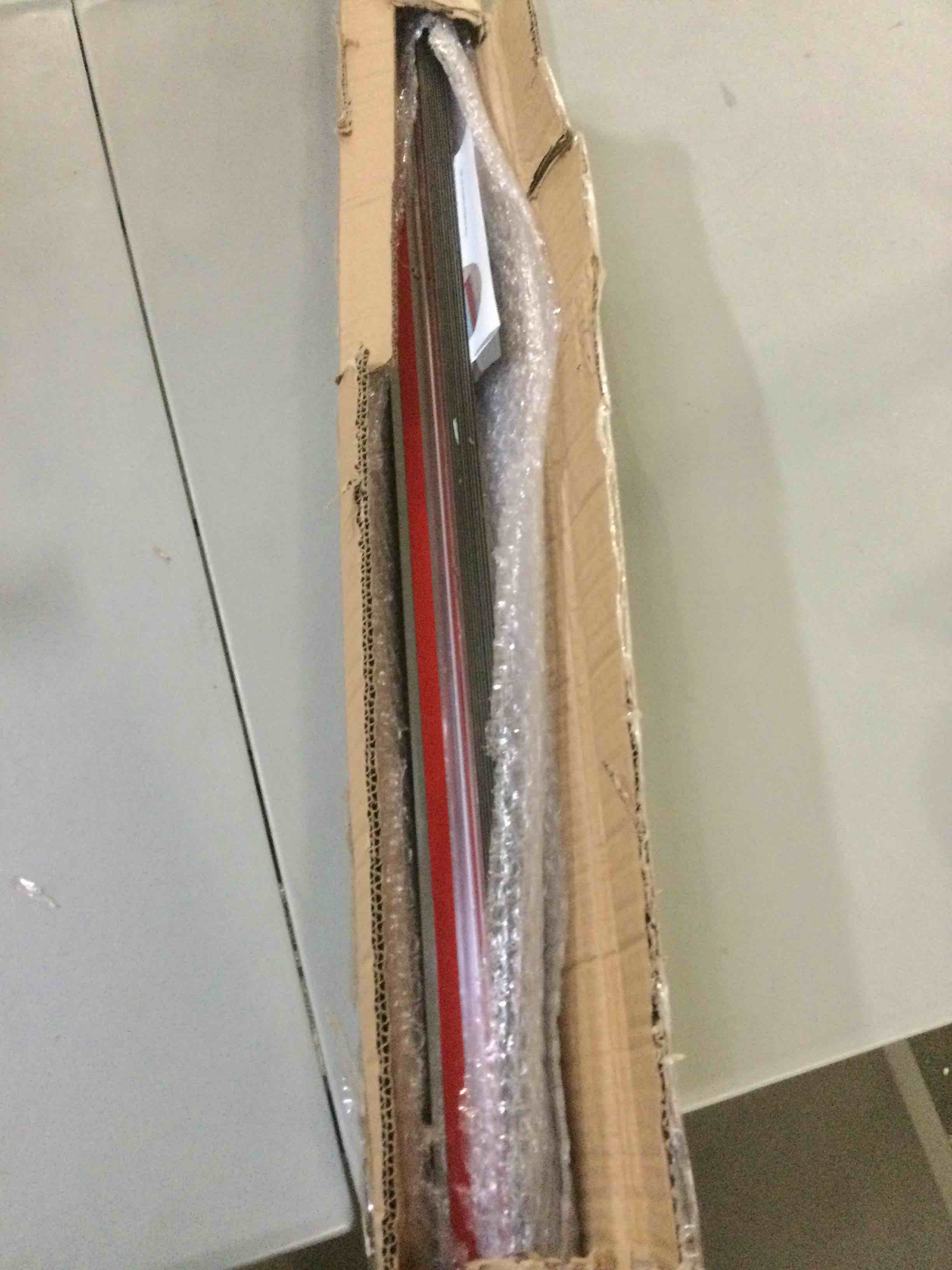https://s3.amazonaws.com/lotting-images-prod/bidfta/RED5651805_1698419630922.jpeg