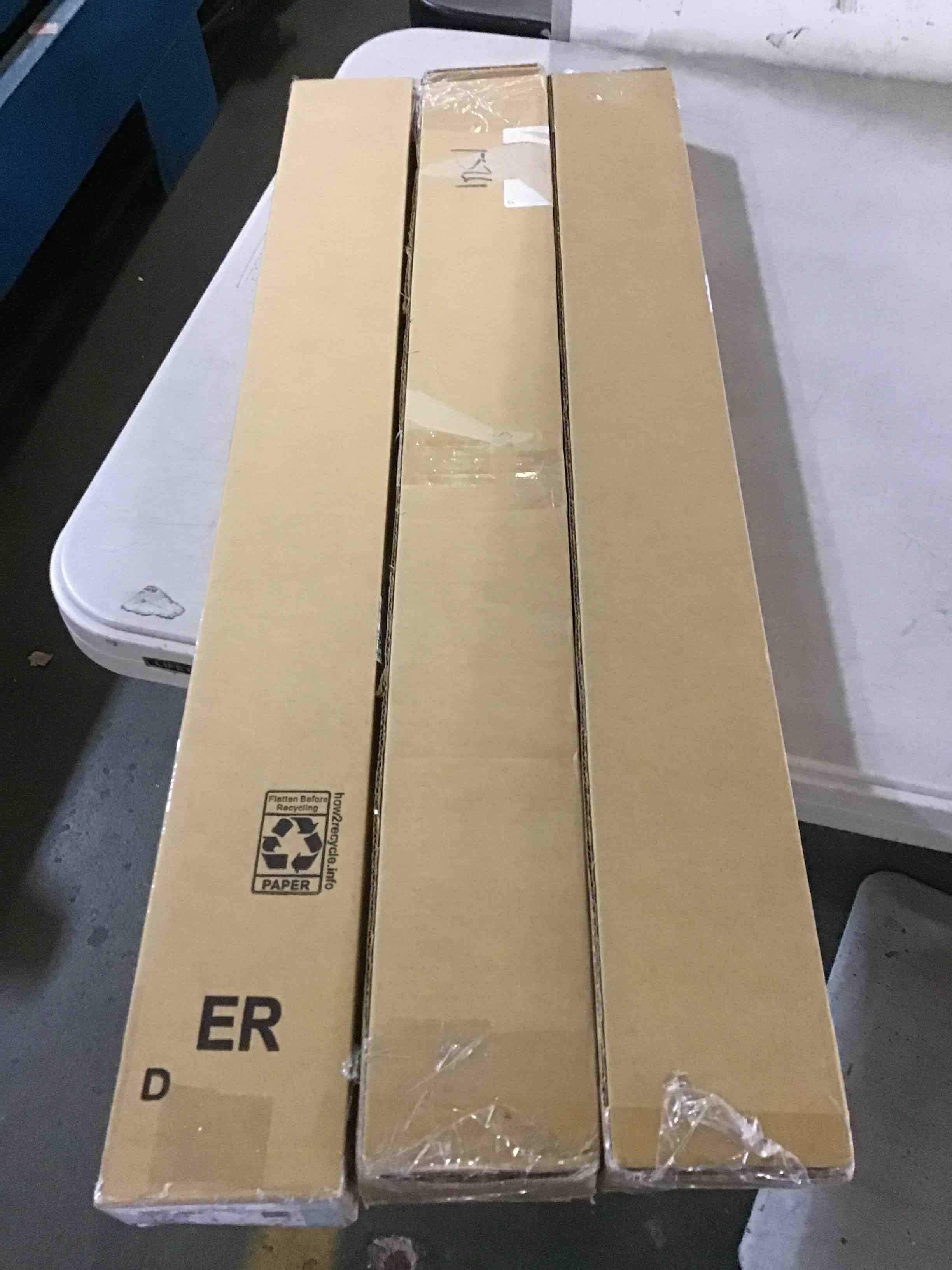 https://s3.amazonaws.com/lotting-images-prod/bidfta/RED5653270_1698330373551.jpeg