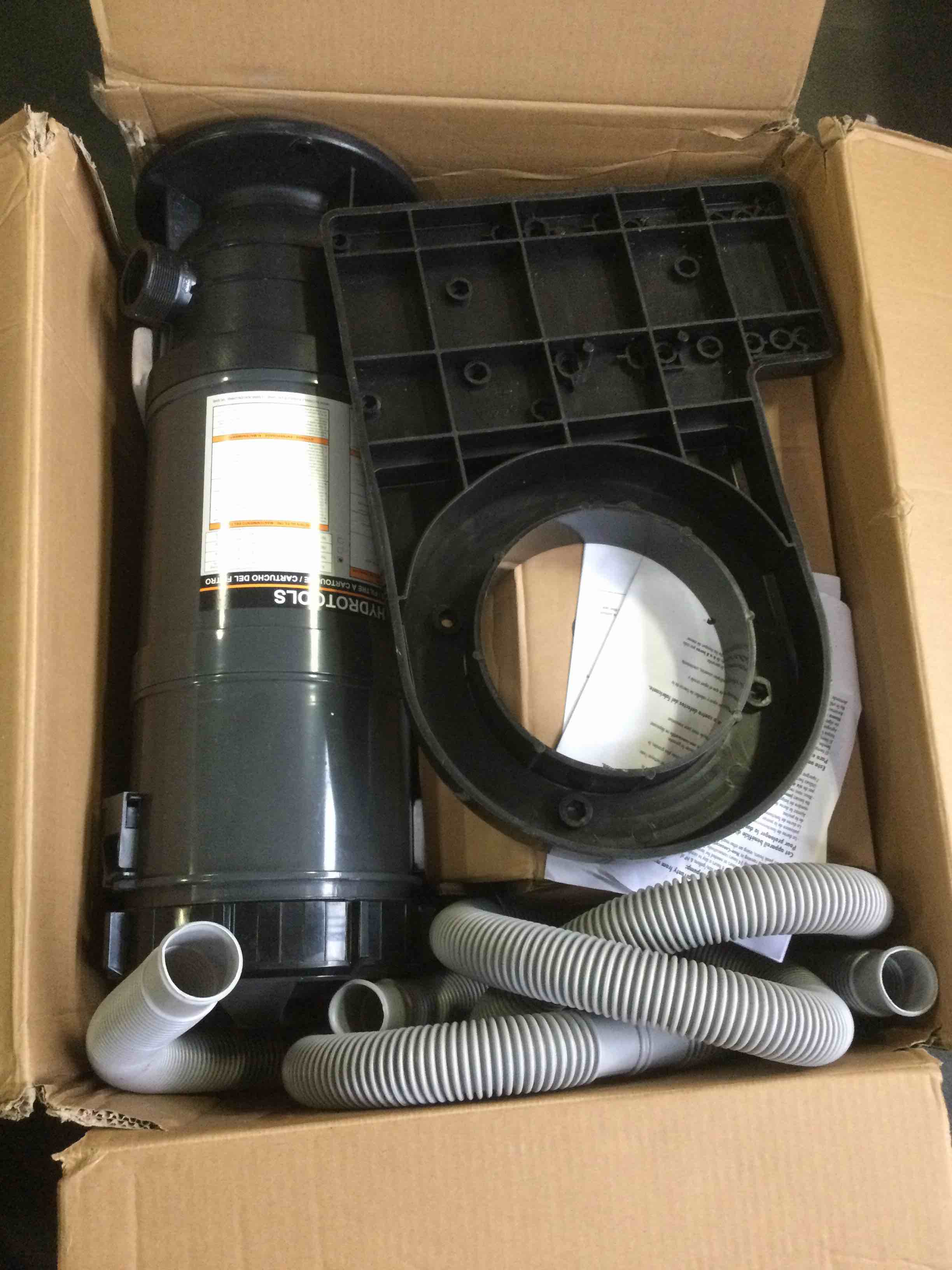 https://s3.amazonaws.com/lotting-images-prod/bidfta/RED5654173_1697741737829.jpeg