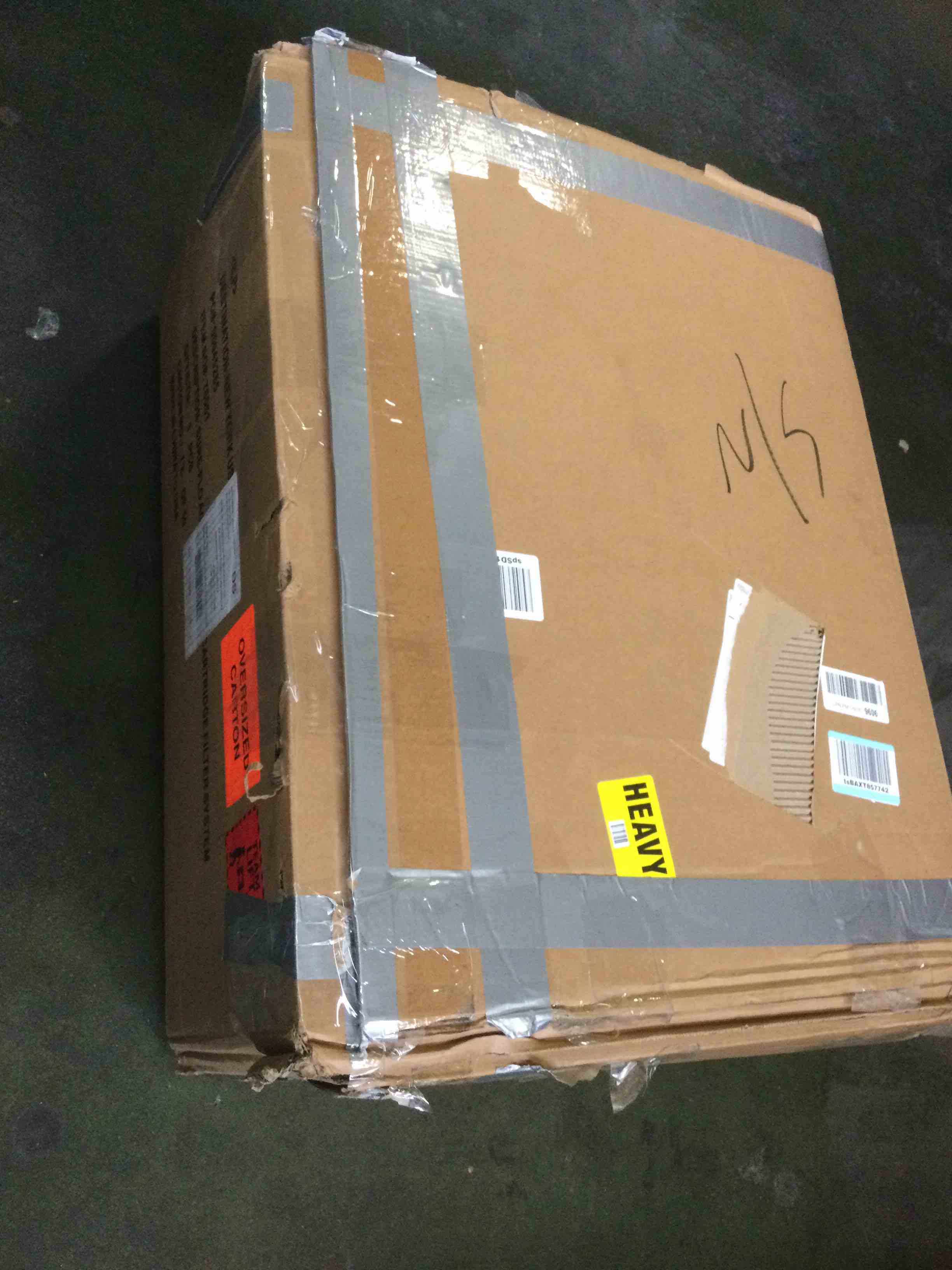 https://s3.amazonaws.com/lotting-images-prod/bidfta/RED5654173_1697741827643.jpeg