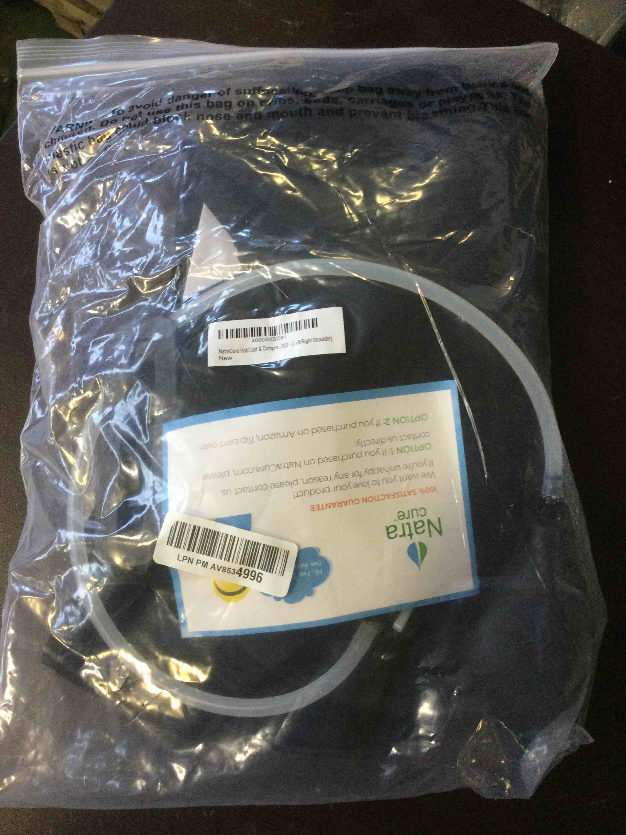 https://s3.amazonaws.com/lotting-images-prod/bidfta/RED5654784_1698766894141.jpeg