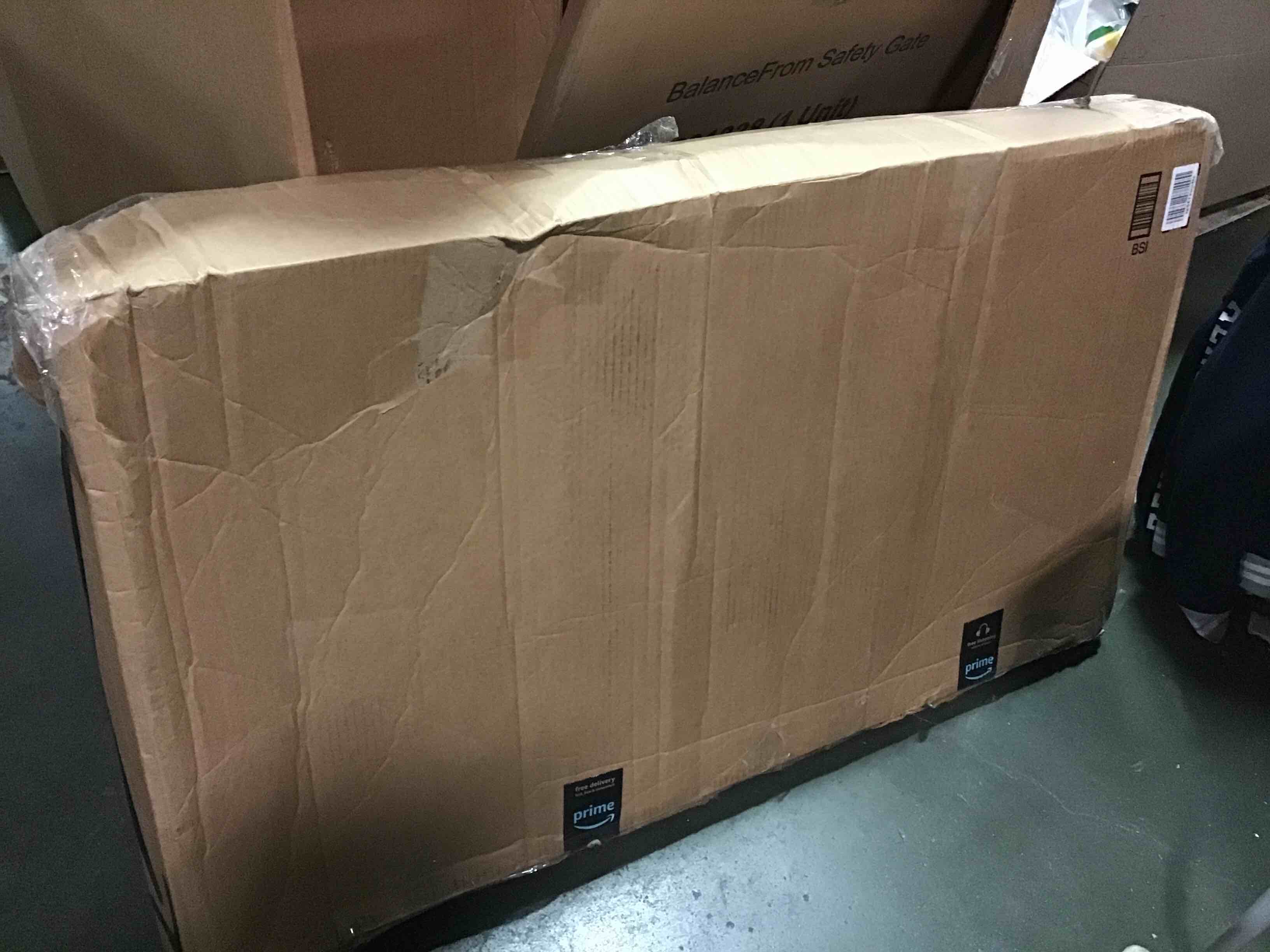 https://s3.amazonaws.com/lotting-images-prod/bidfta/RED5656128_1697798800800.jpeg