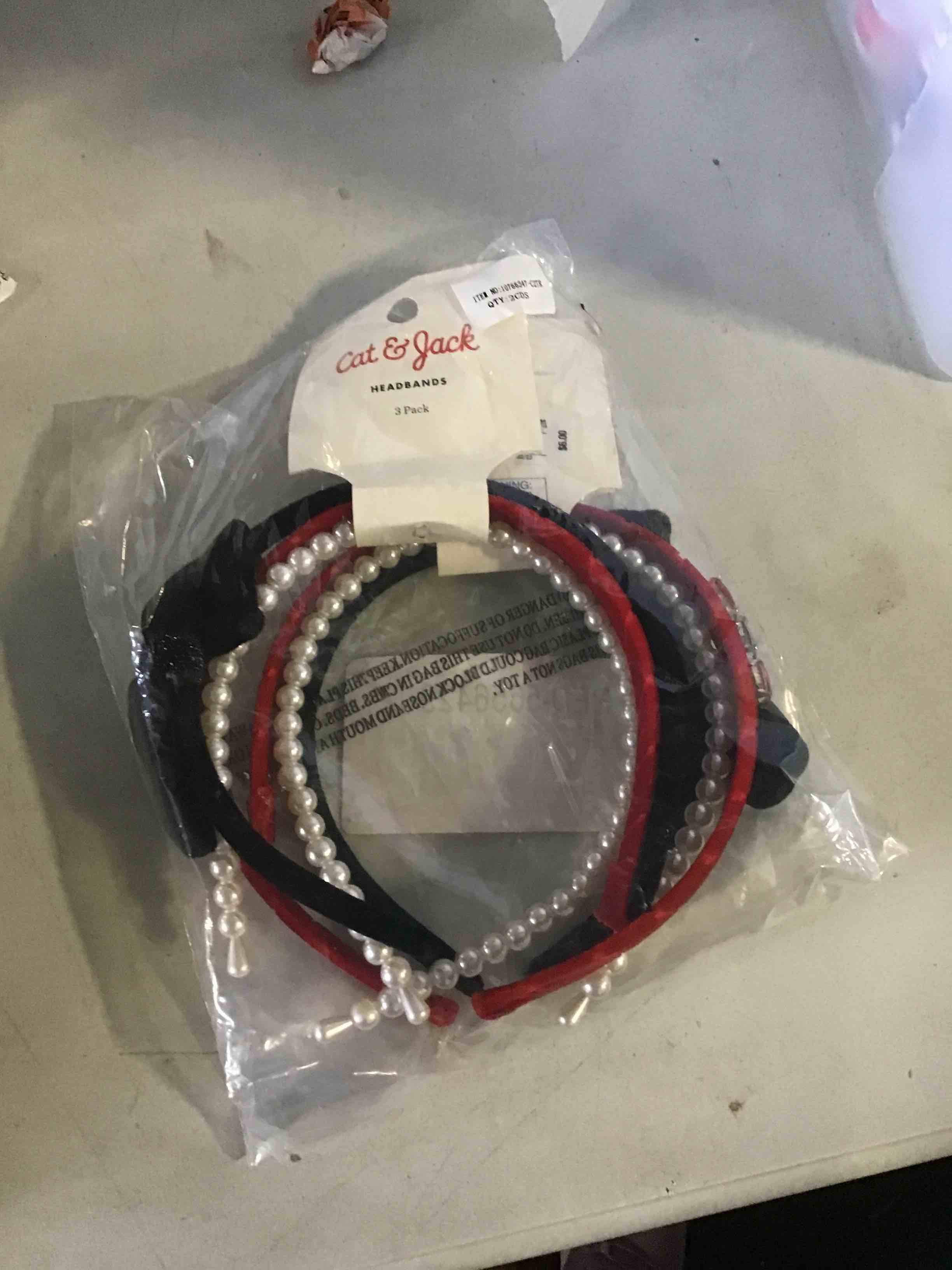 https://s3.amazonaws.com/lotting-images-prod/bidfta/RED5656434_1699558002440.jpeg